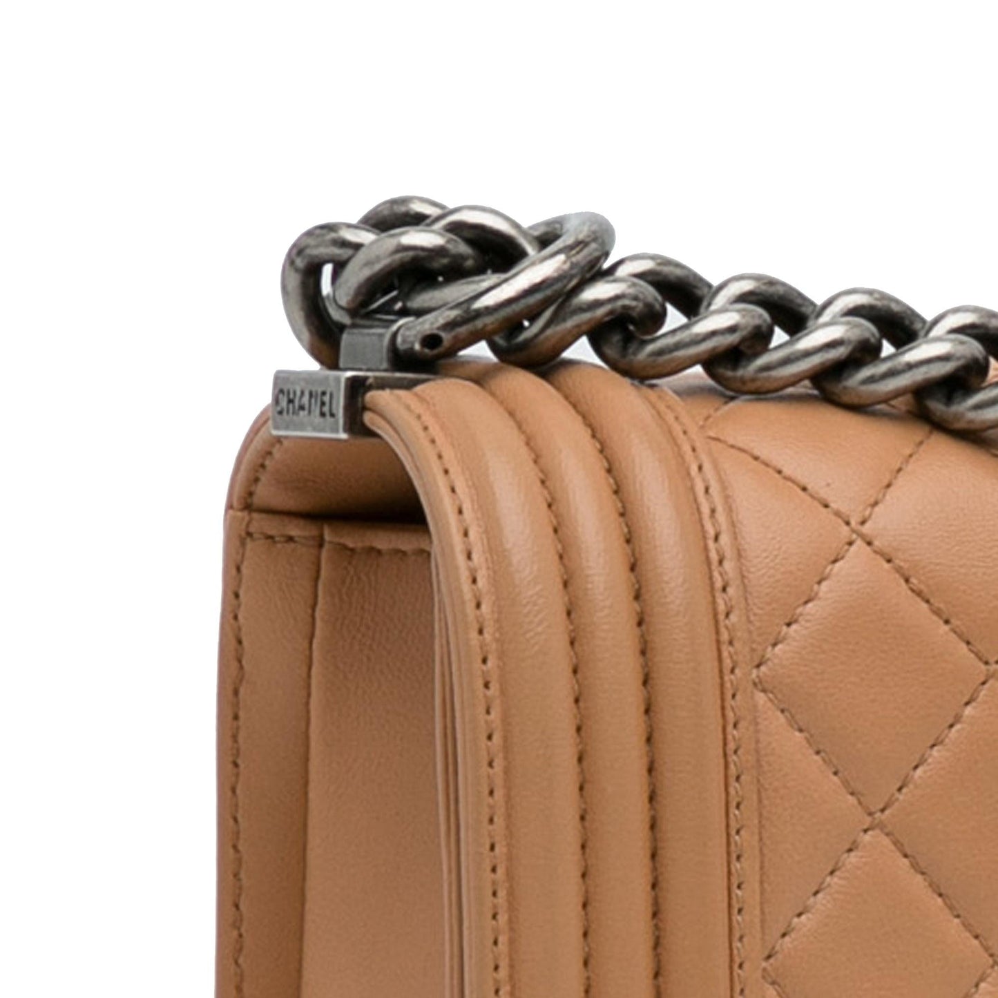Chanel Medium Lambskin Boy Flap Bag (SHG-12u1uJ)