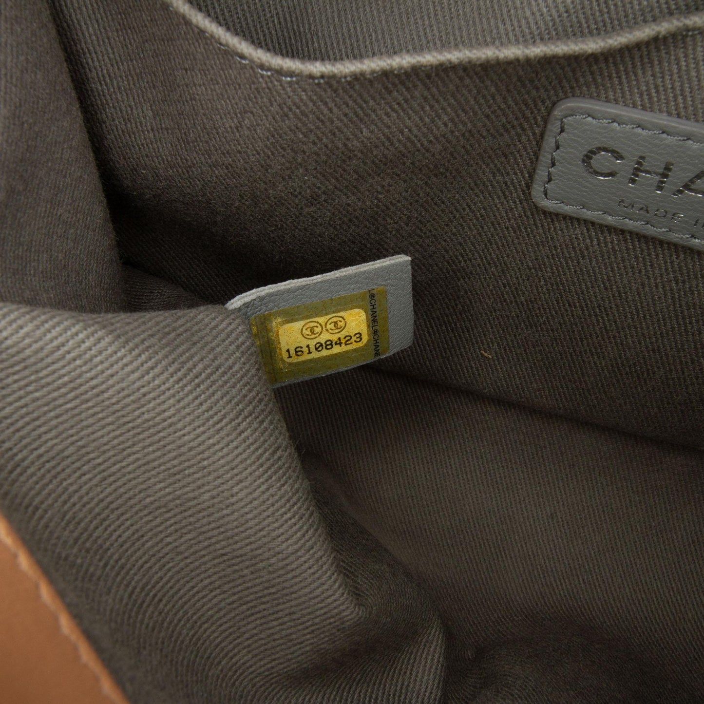 Chanel Medium Lambskin Boy Flap Bag (SHG-12u1uJ)