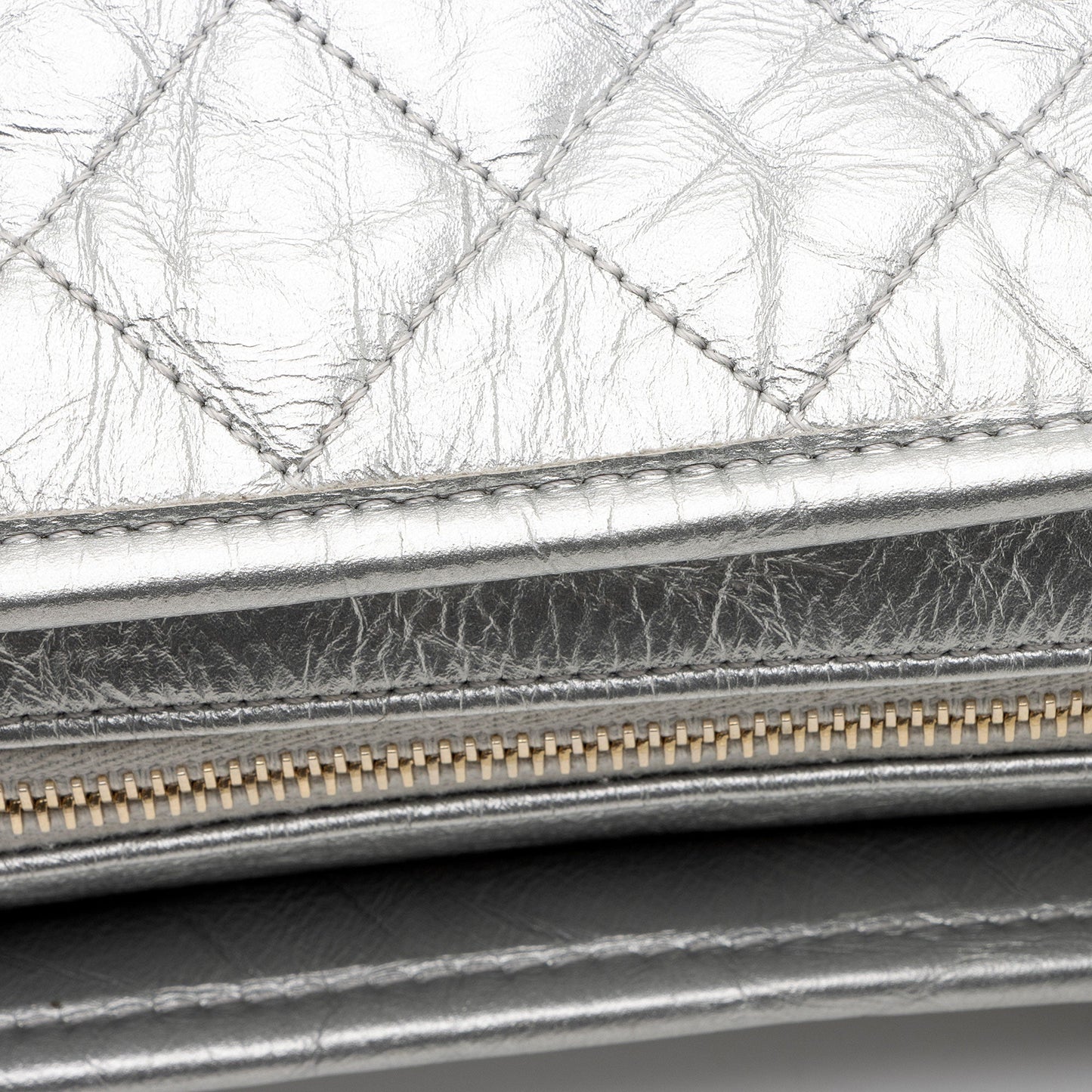 Chanel Metallic Aged Calfskin Gabrielle Medium Hobo (SHF-RJhsNR)