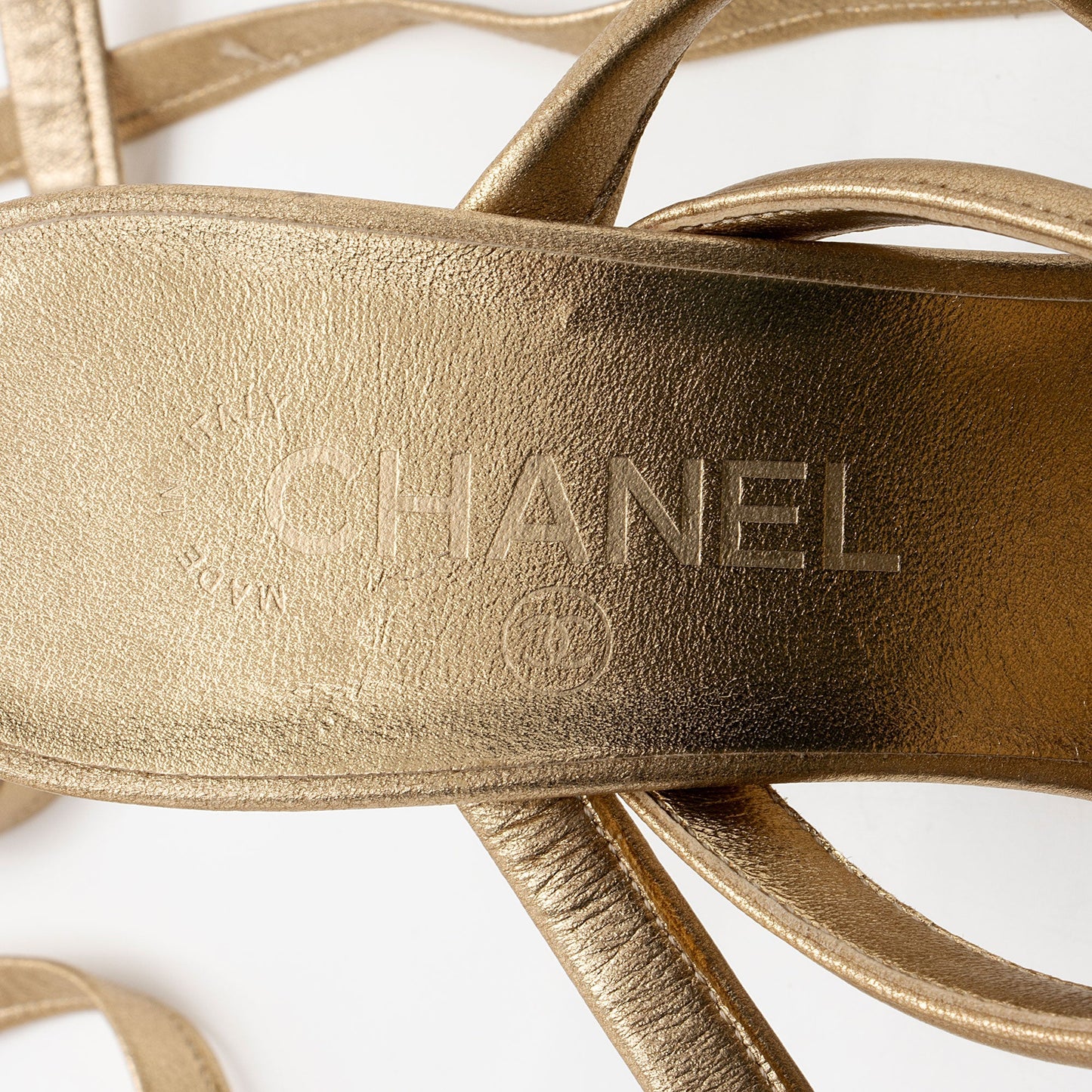 Chanel Metallic Leather Gladiator Strappy Sandals - Size 9B / 39B (SHF-rARysY)