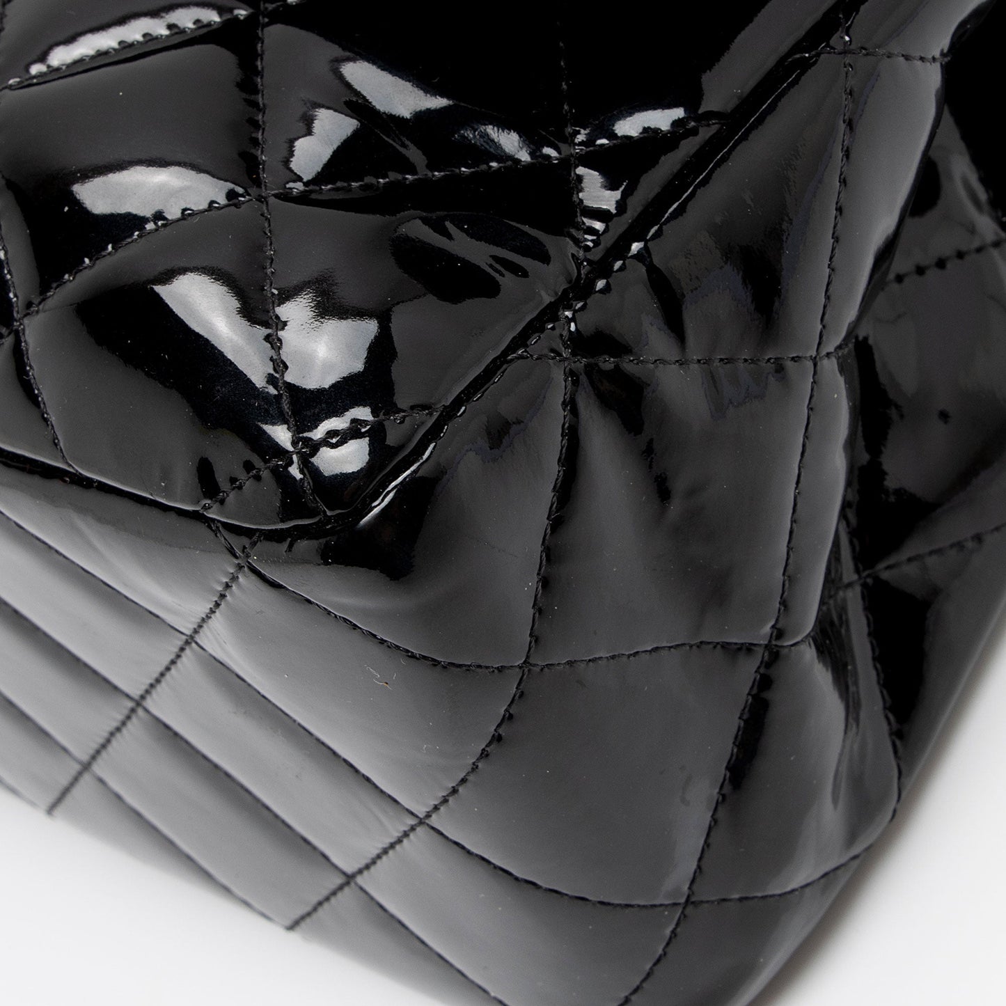 Chanel Patent Leather Classic Jumbo Double Flap Bag (SHF-zuaFhW)