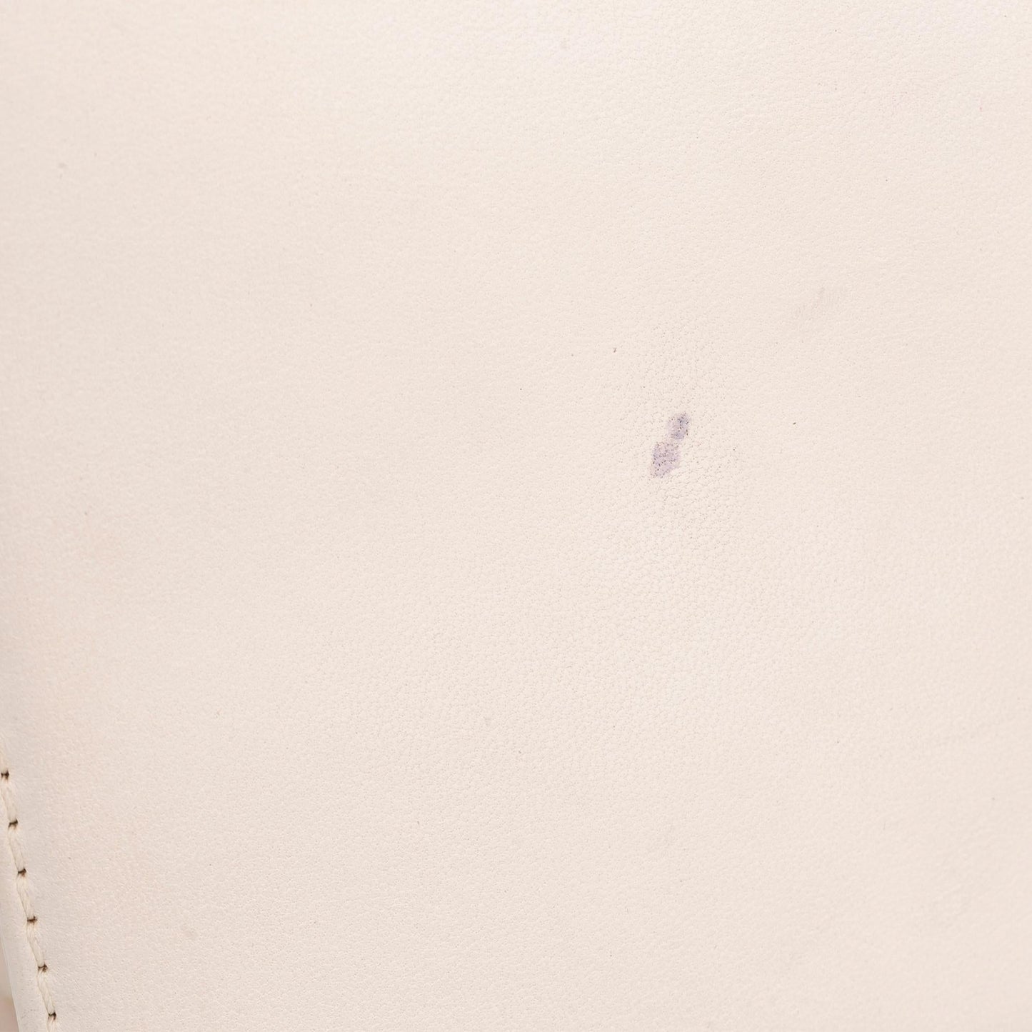 Chanel Perforated Lambskin Boy Flap (SHG-j0q4NI)