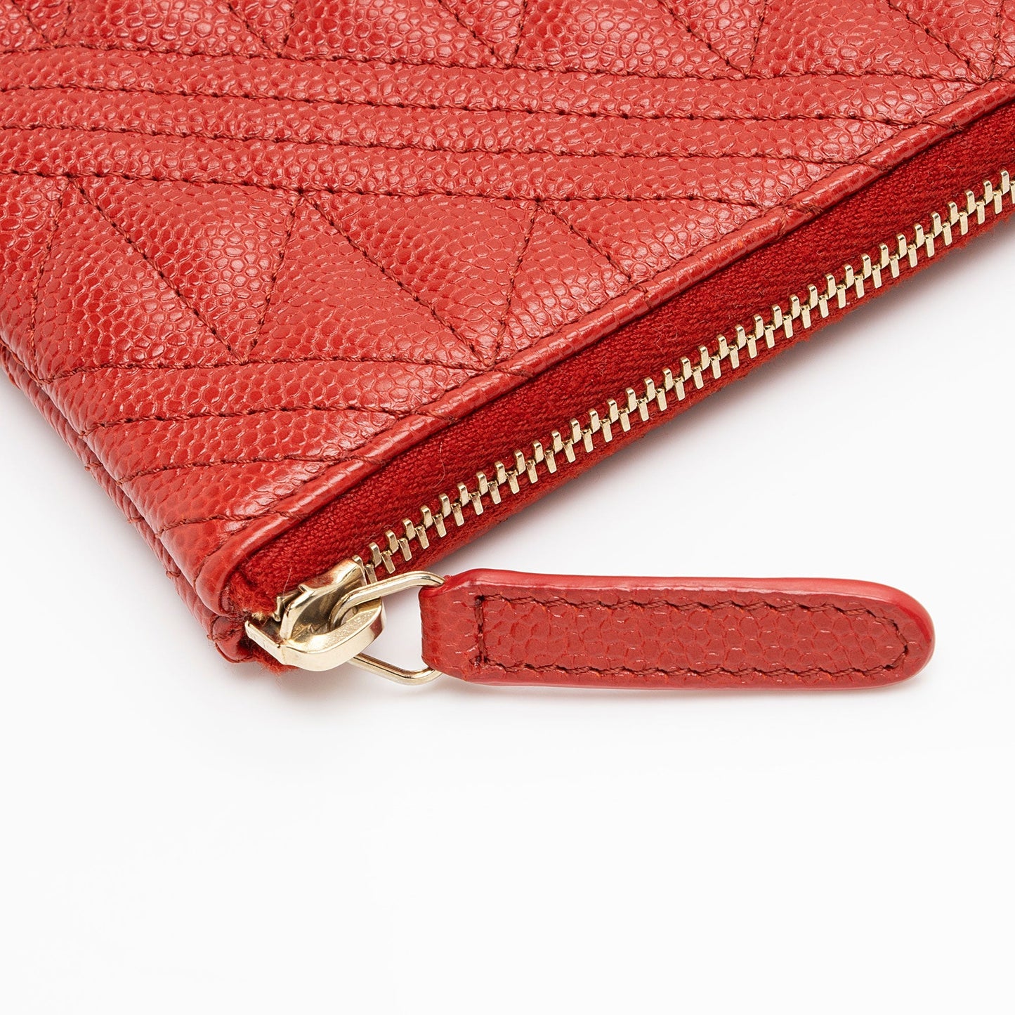 Chanel Quilted Caviar Leather Medium O-Case (SHF-AsHaeD)