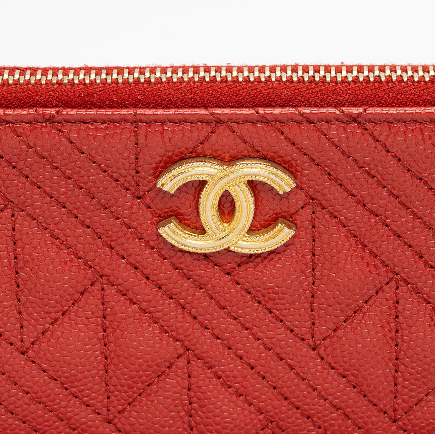 Chanel Quilted Caviar Leather Medium O-Case (SHF-AsHaeD)