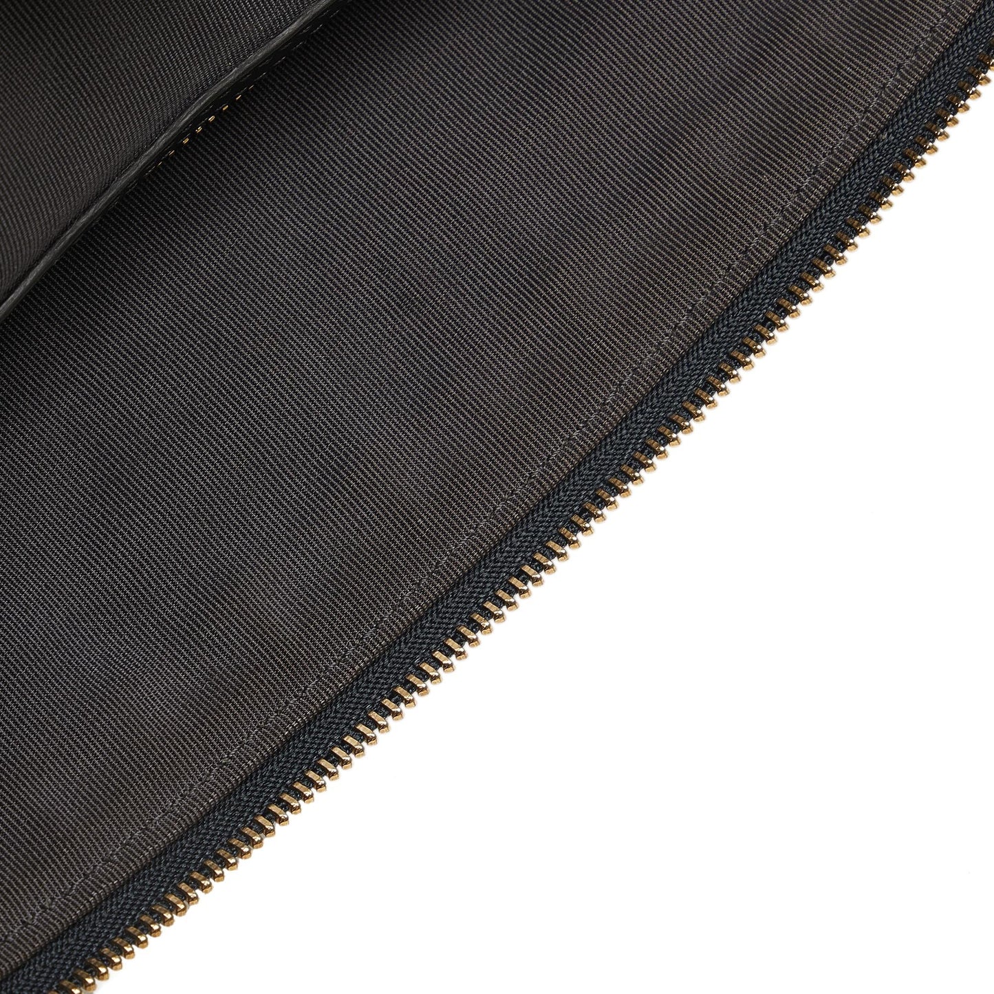 Chanel Quilted Caviar O Case Clutch (SHG-6m9479)