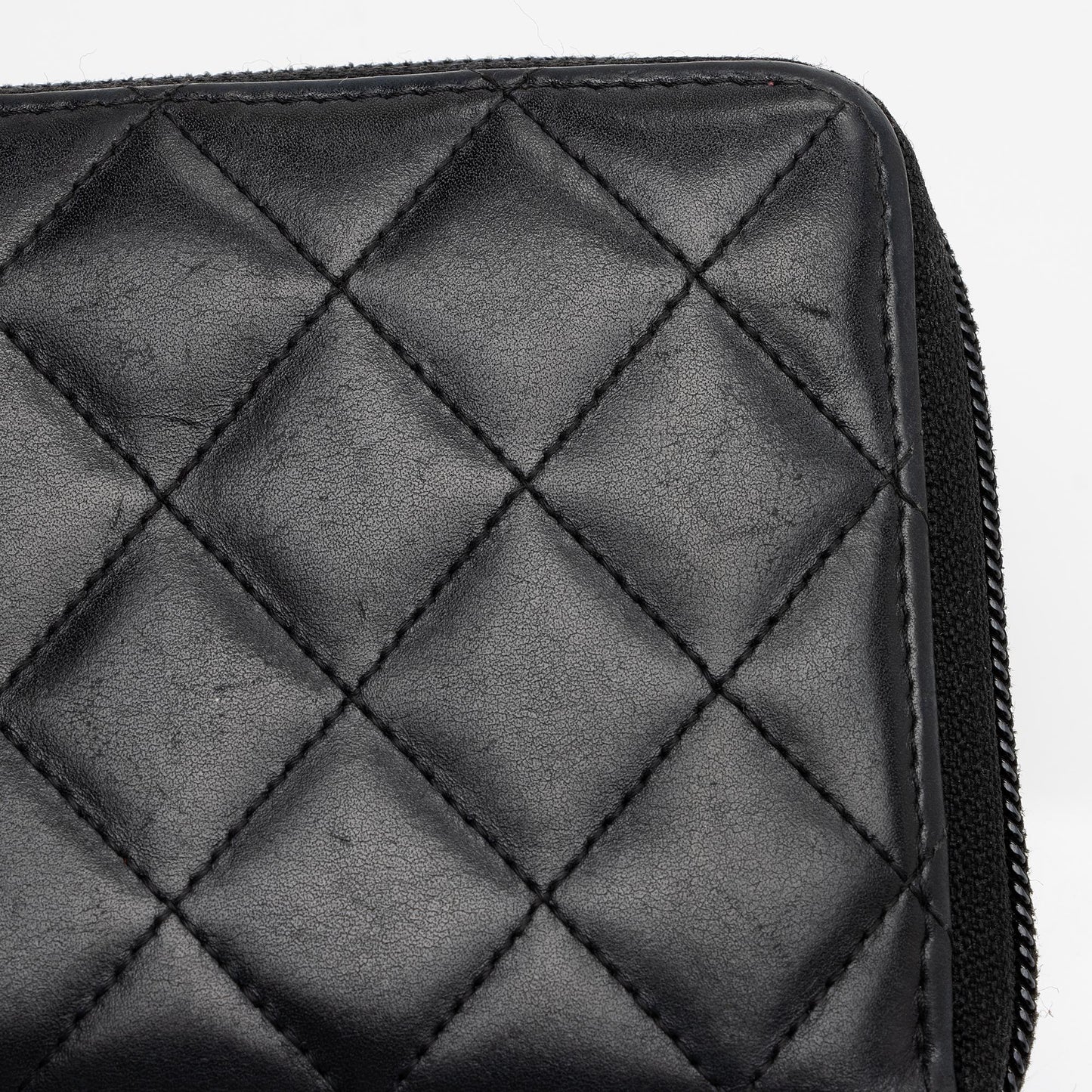 Chanel Quilted Lambskin Ligne Cambon Zip Around Wallet (SHF-zKBMJT)