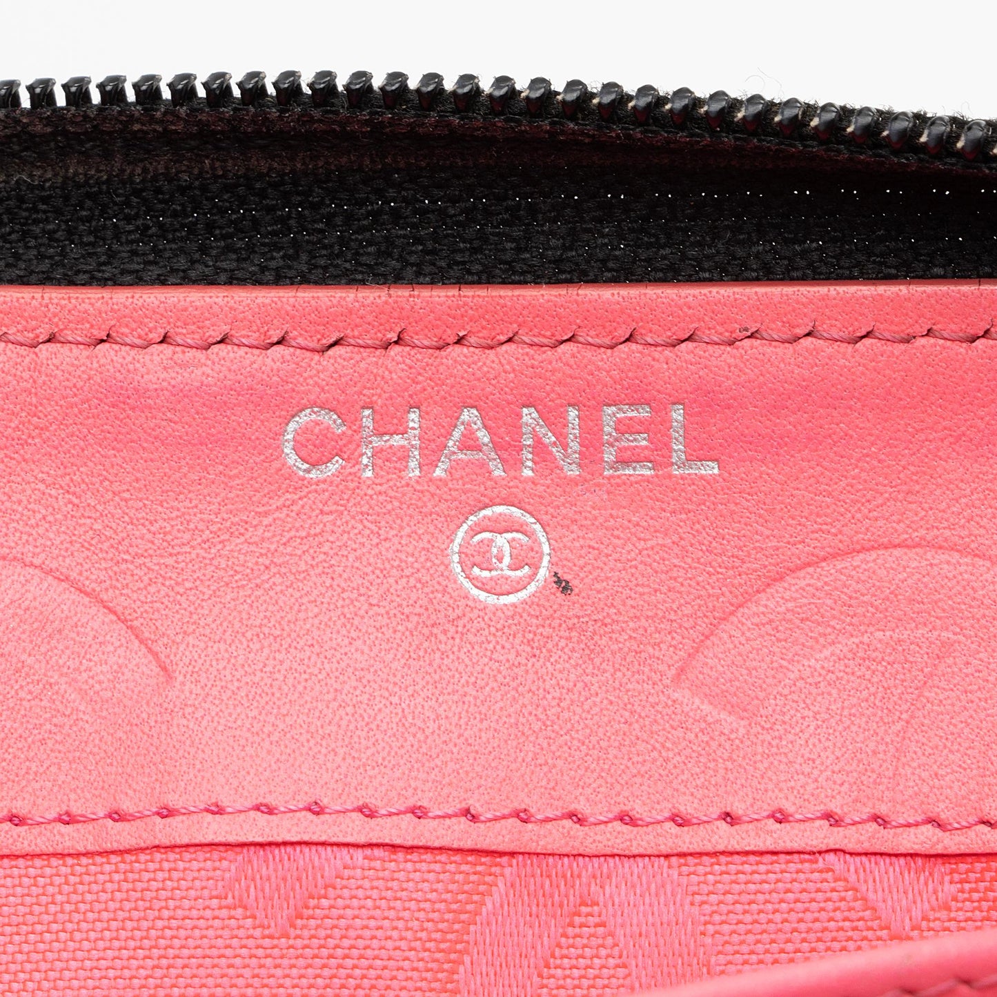 Chanel Quilted Lambskin Ligne Cambon Zip Around Wallet (SHF-zKBMJT)