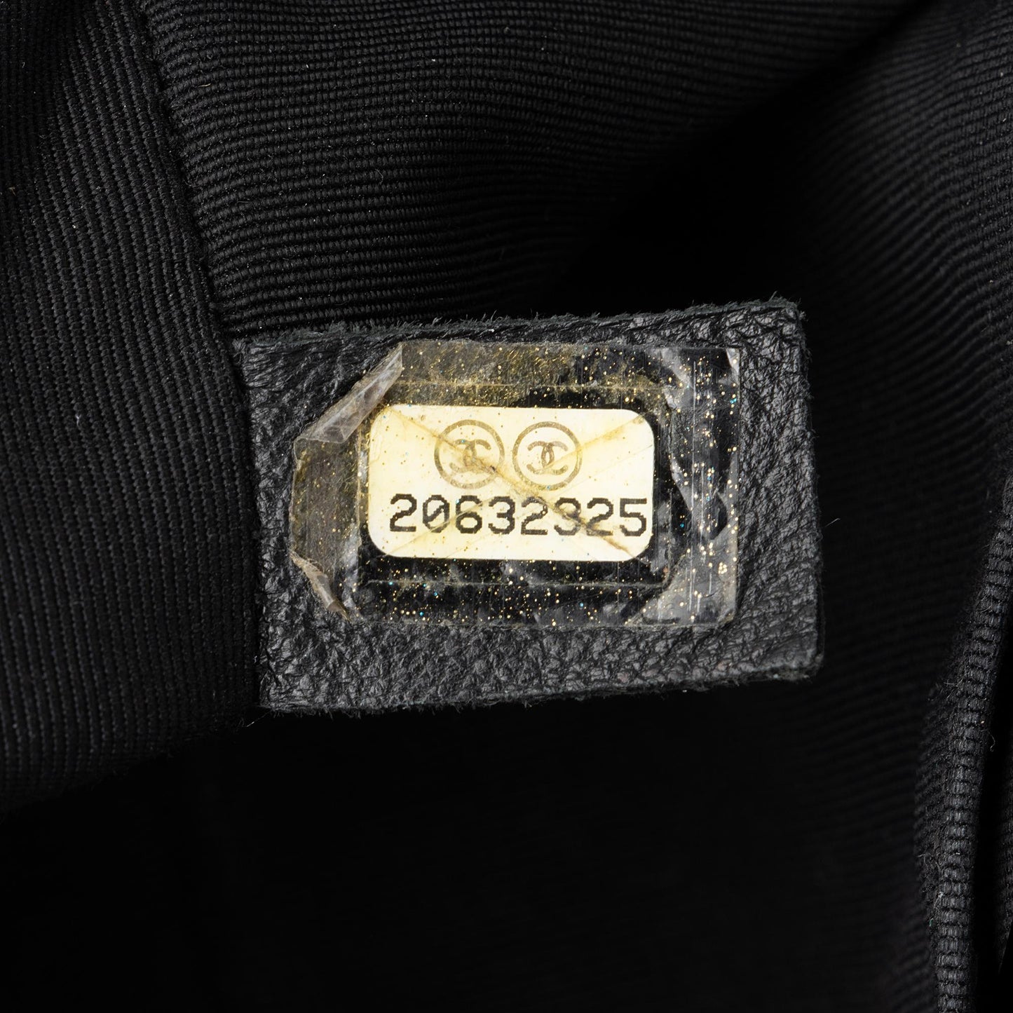 Chanel Patent Leather Plexiglass Medium Boy Bag (SHF-23613)