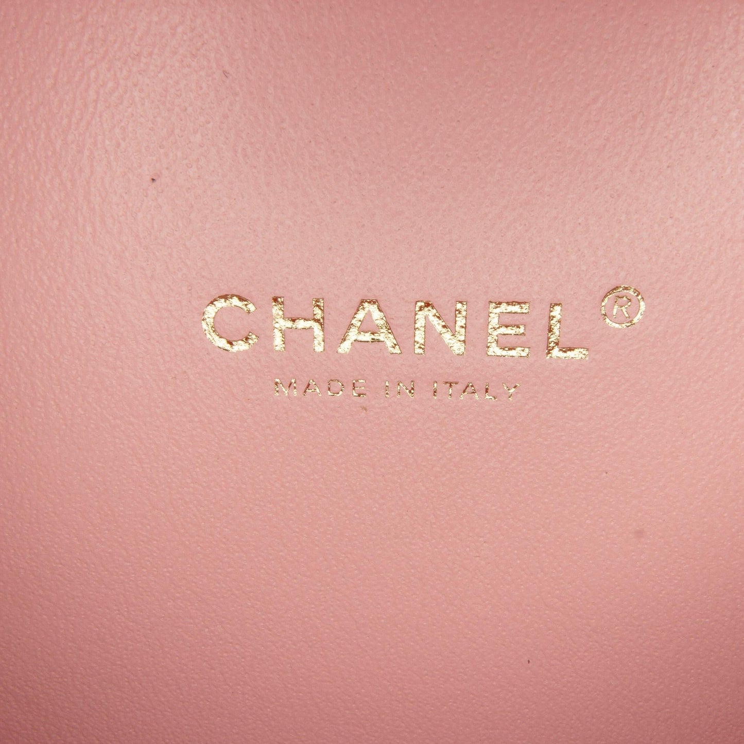 Chanel Small Caviar CC Filigree Vanity Bag (SHG-RkOLyj)