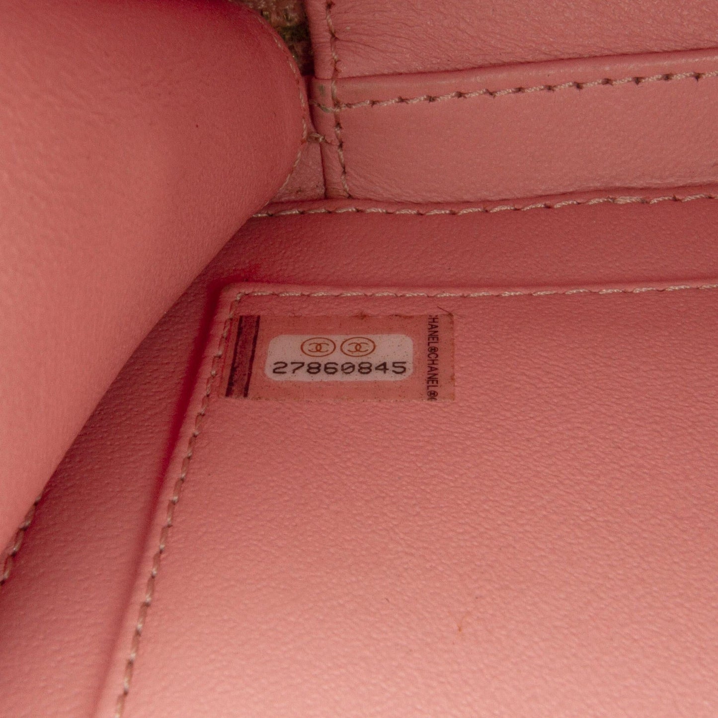 Chanel Small Caviar CC Filigree Vanity Bag (SHG-RkOLyj)