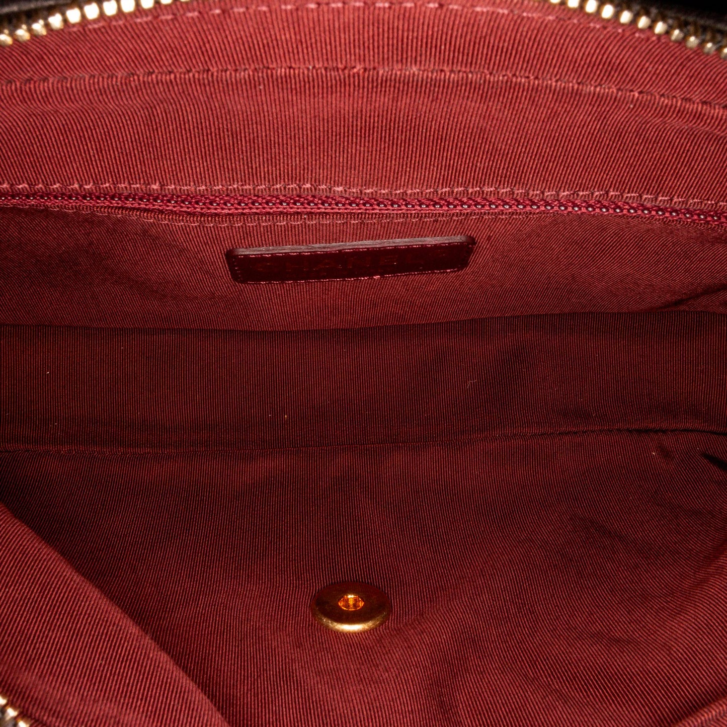 Chanel Small Chevron Lambskin Single Flap (SHG-P98Q6l)