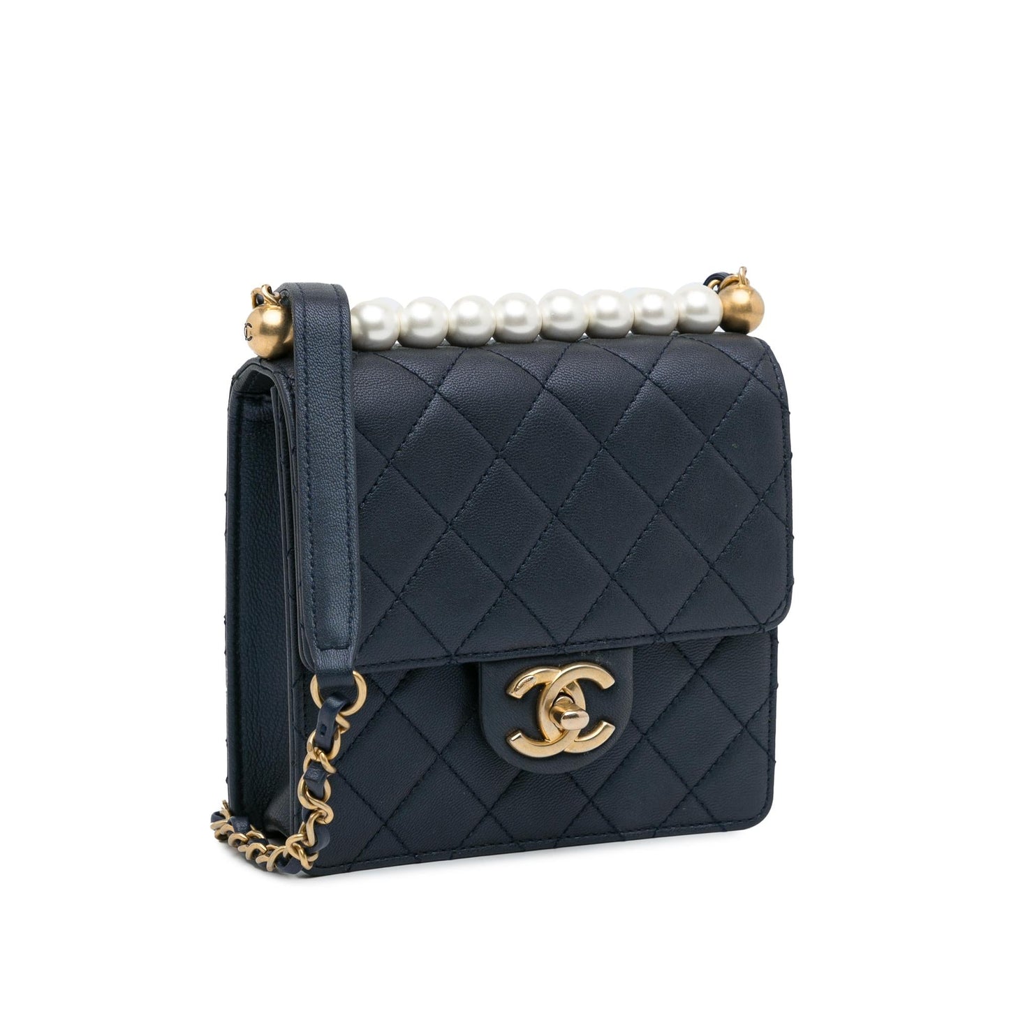 Chanel Small Chic Pearls Flap Bag (SHG-BMZQ5h)