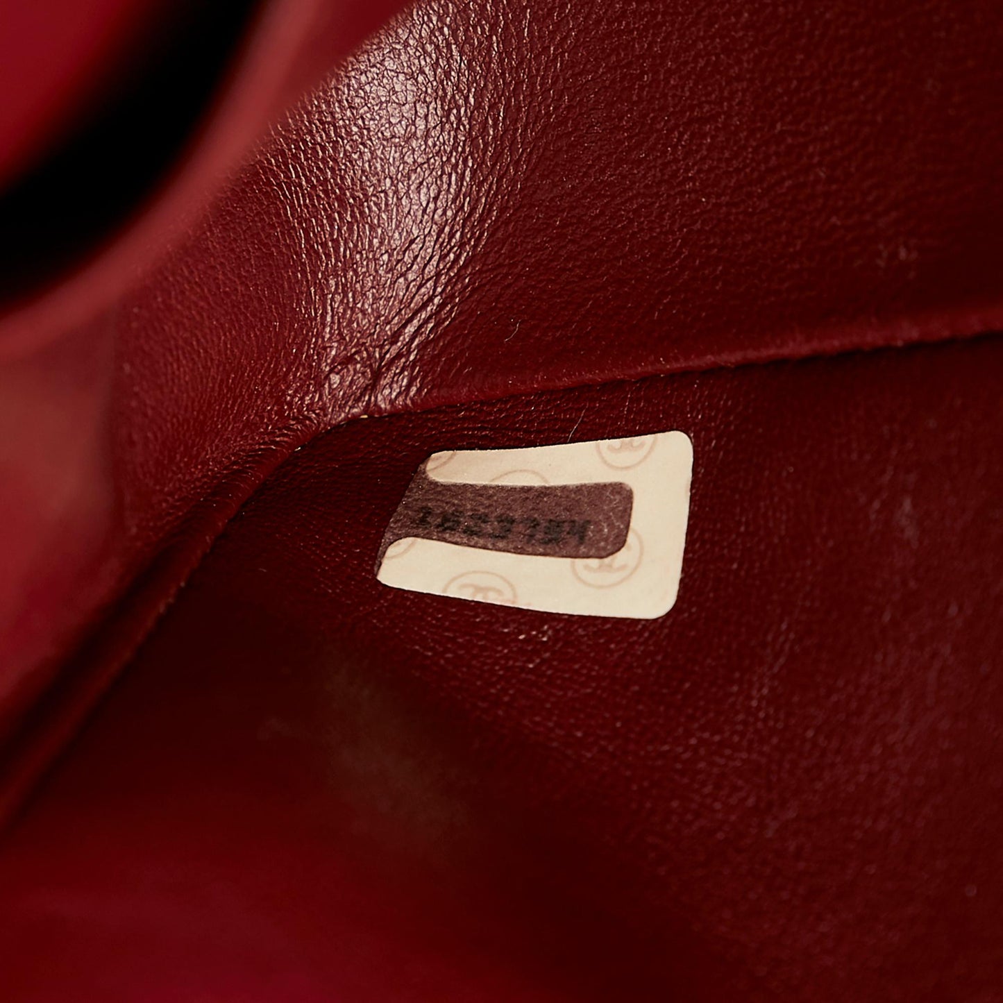 Chanel Small Classic Lambskin Double Flap Bag (SHG-JyubY0)