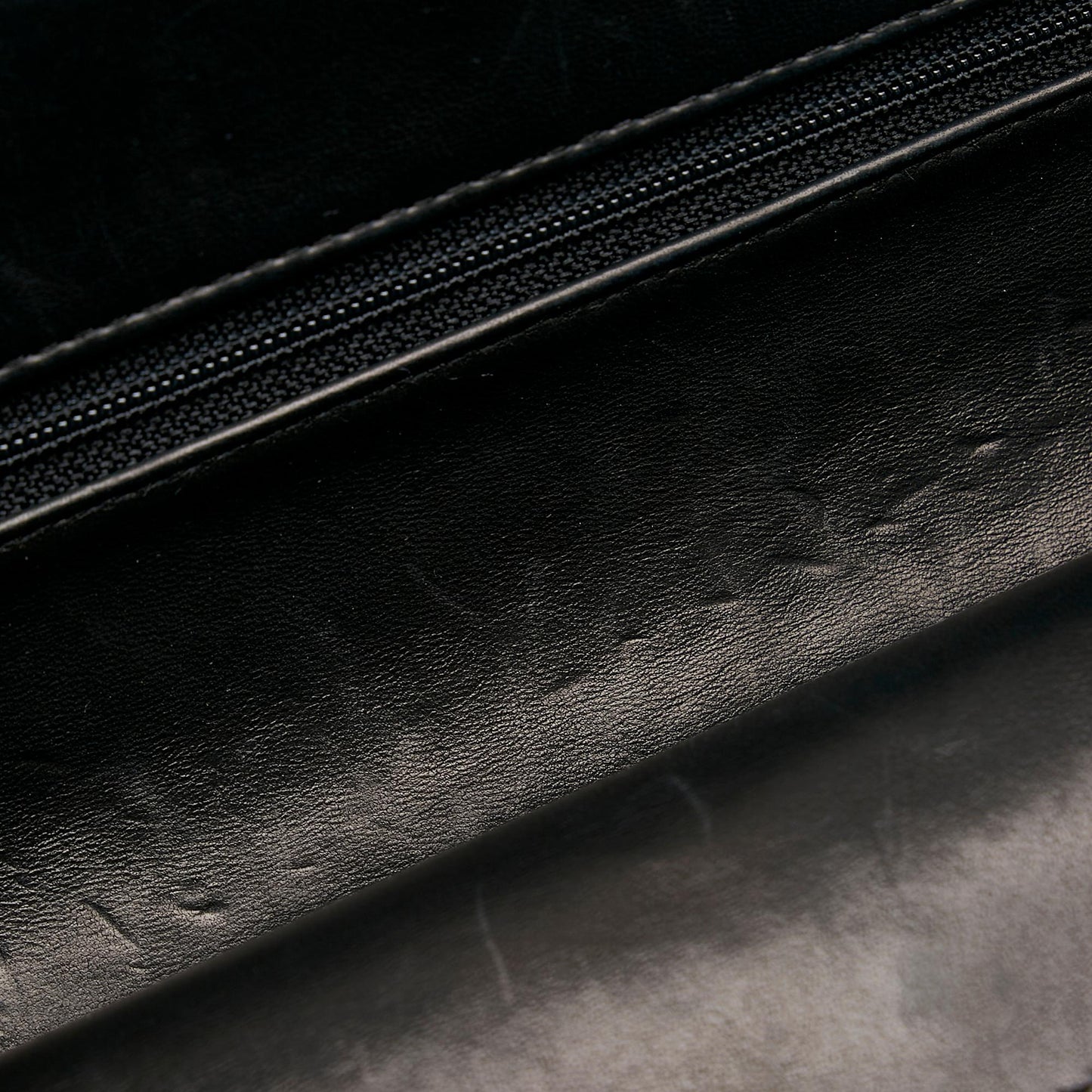 Chanel Small Classic Lambskin Double Flap (SHG-Bfeqyq)