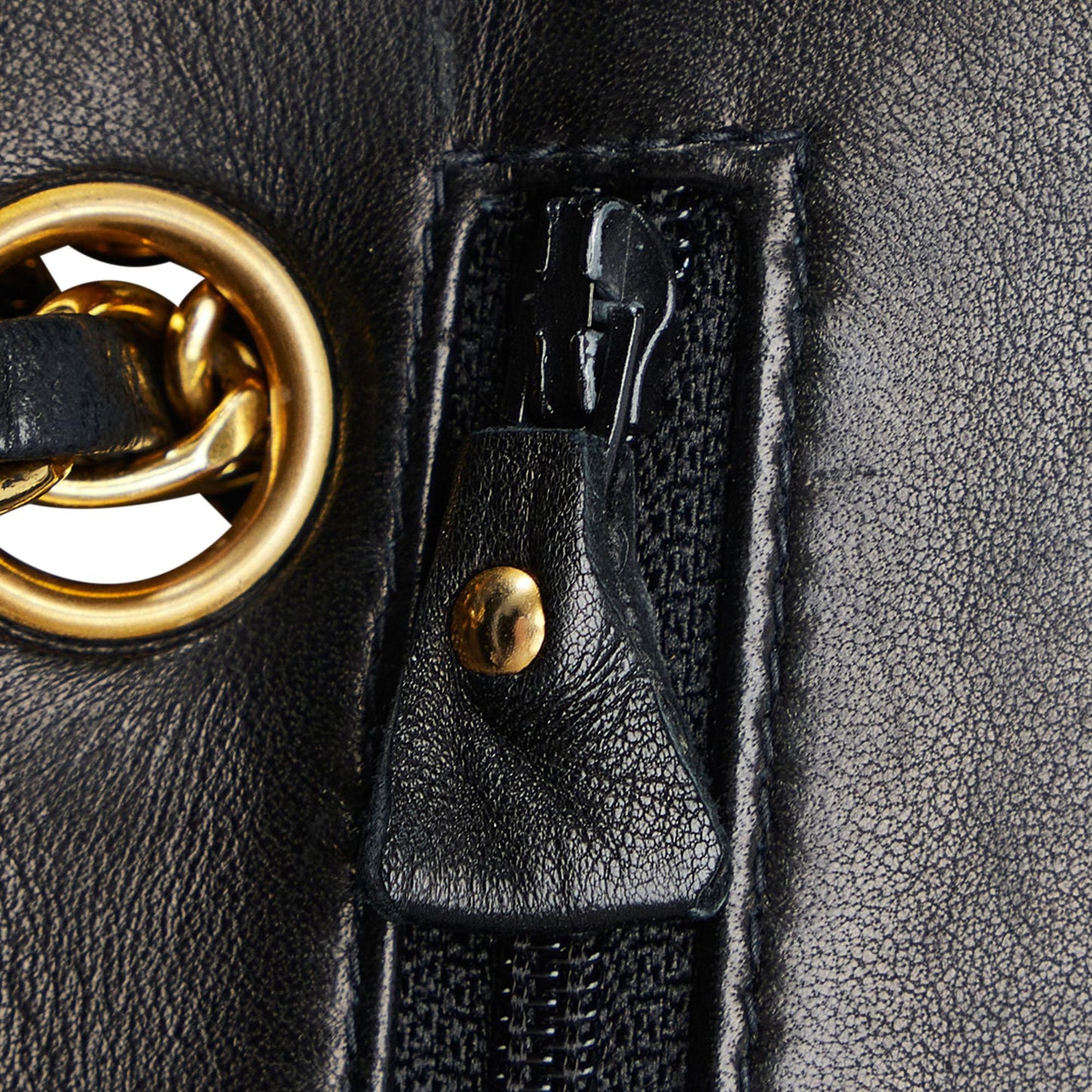 Chanel Small Classic Lambskin Double Flap (SHG-EK8hG4)