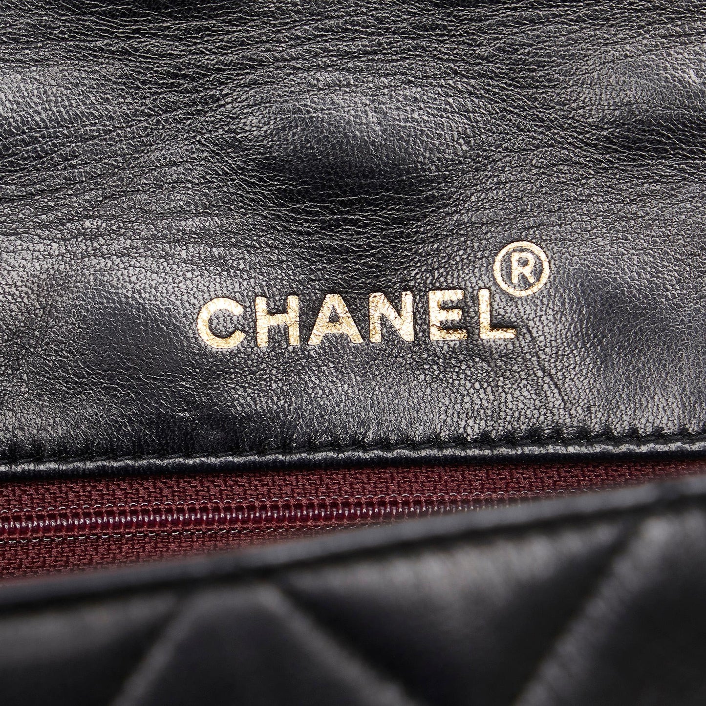 Chanel Small Lambskin Diana (SHG-Qg8icT)