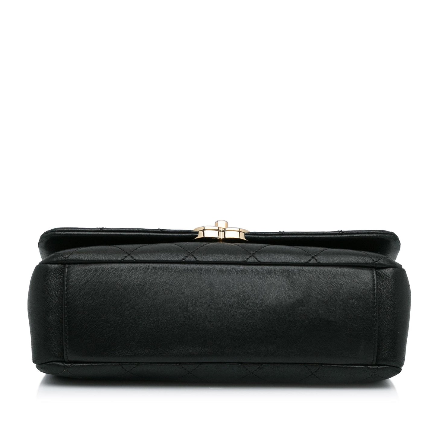 Chanel Twist Chain Enamel CC Flap Bag (SHG-bP0vlF)