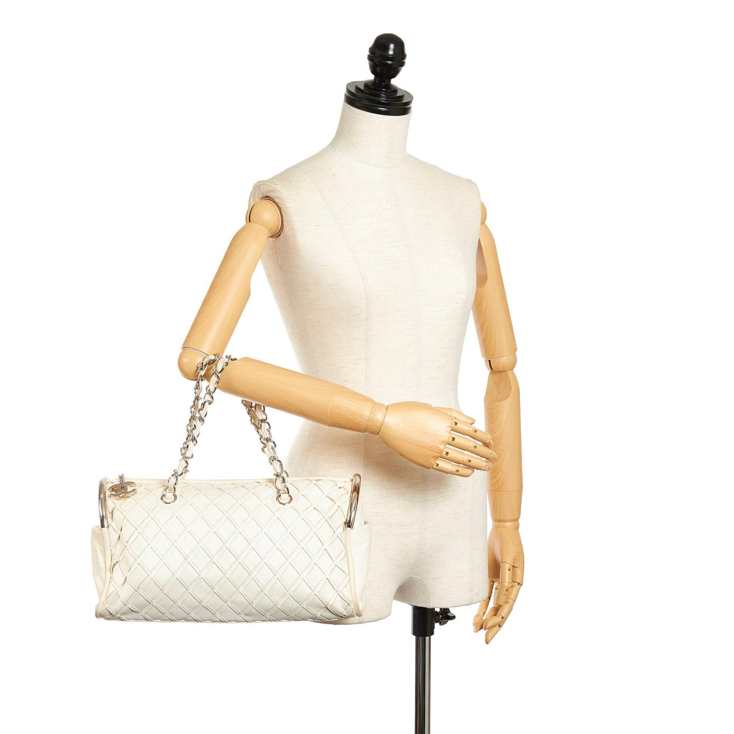 Chanel Ultimate Soft Sombrero Leather Handbag (SHG-33492)