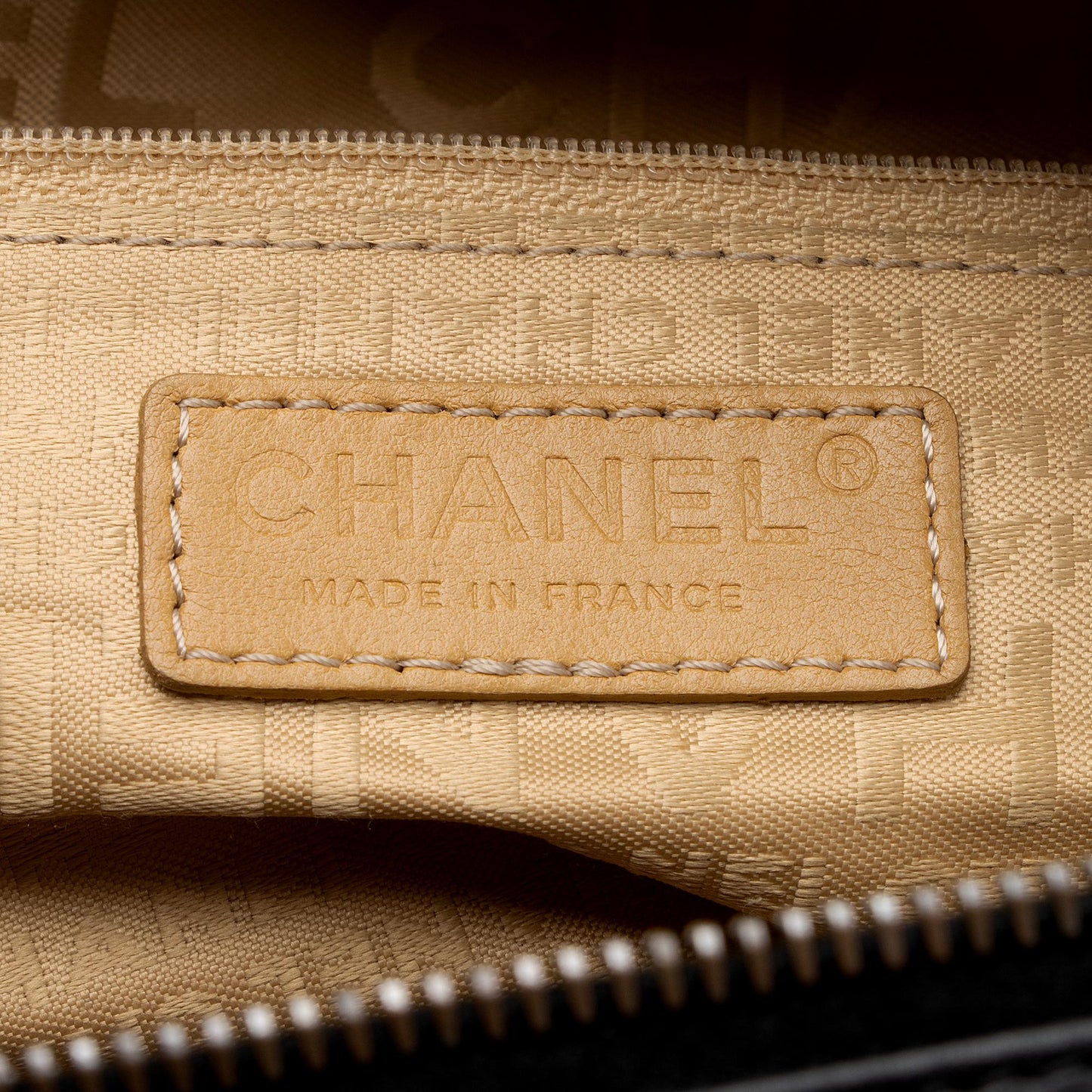 Chanel Vintage Lambskin Essential Bowler Bag (SHF-AnnD2G)