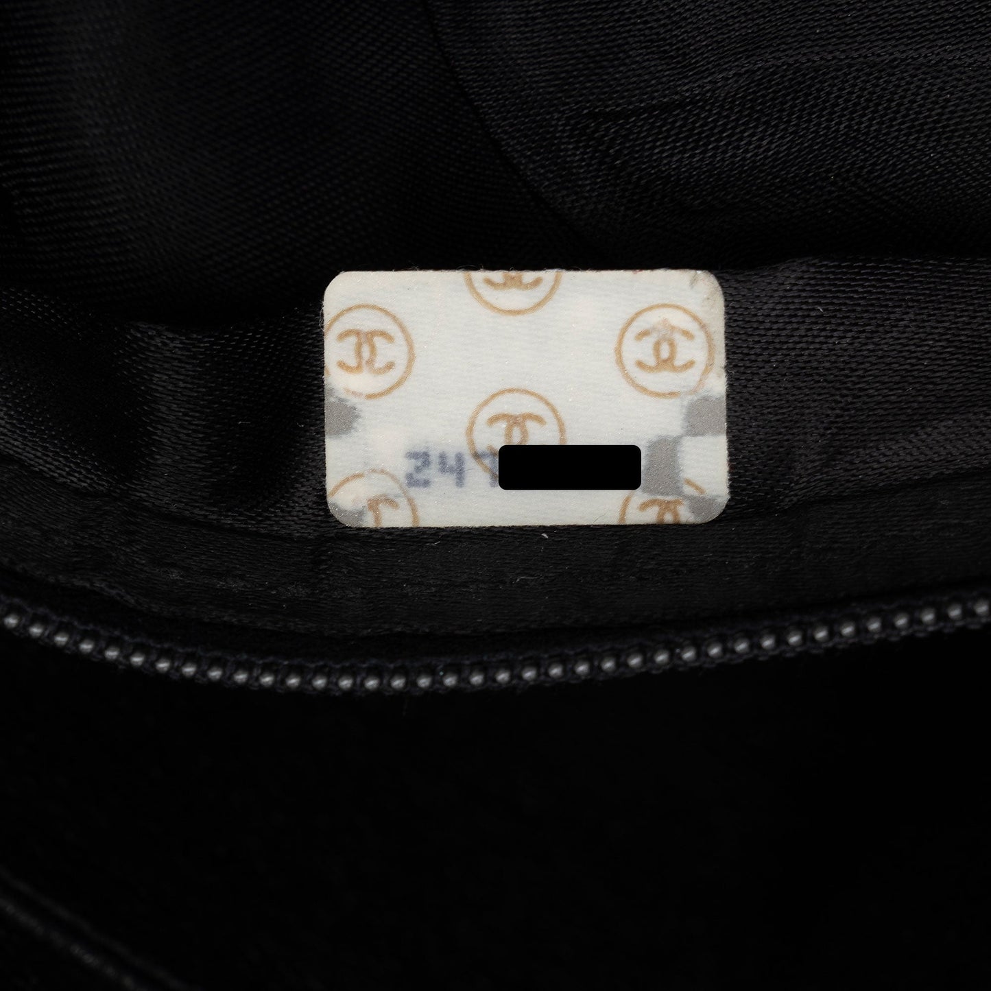 Chanel Vintage Lambskin Pocket Tassel Camera Bag (SHF-GQMWFS)