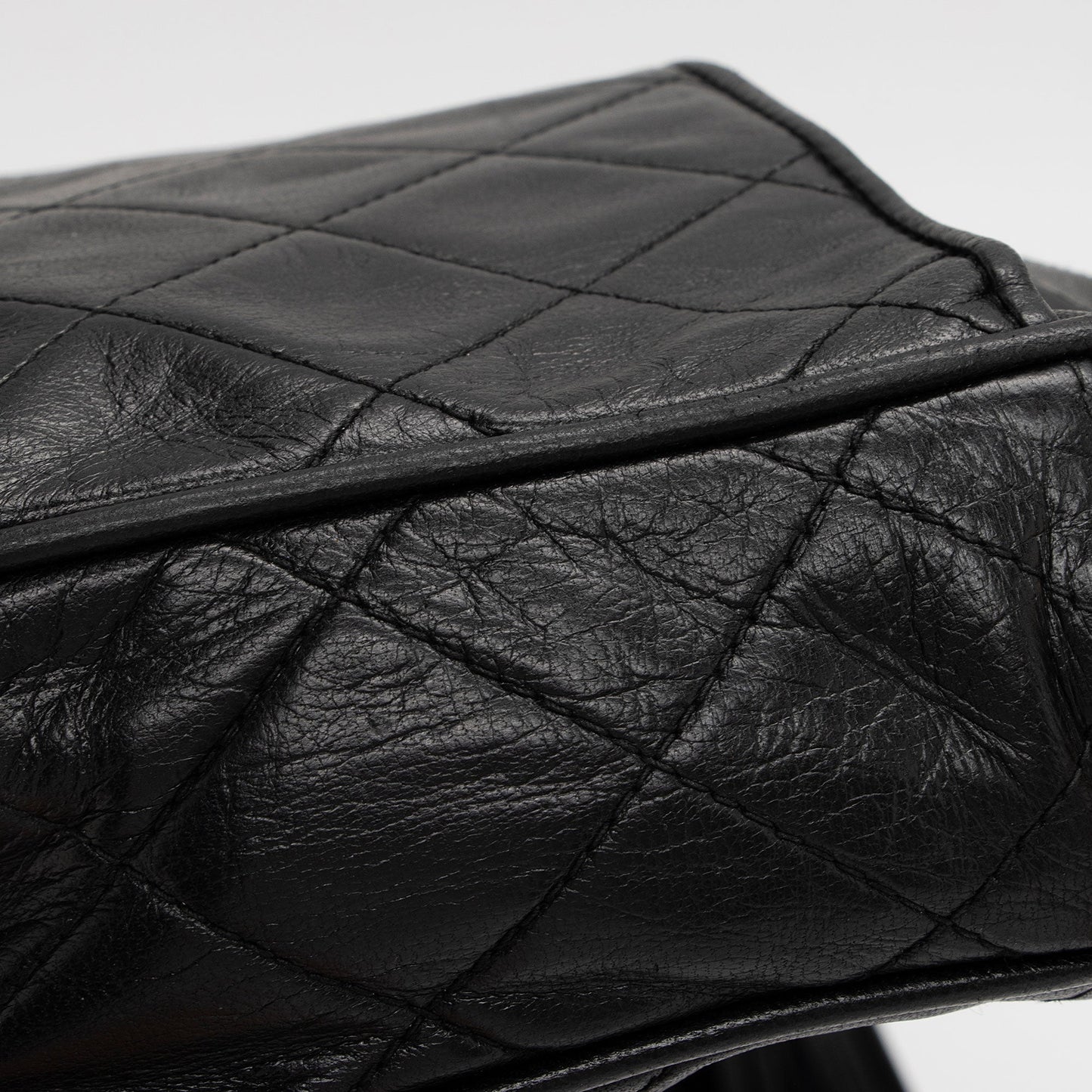 Chanel Vintage Lambskin Pocket Tassel Camera Bag (SHF-GQMWFS)