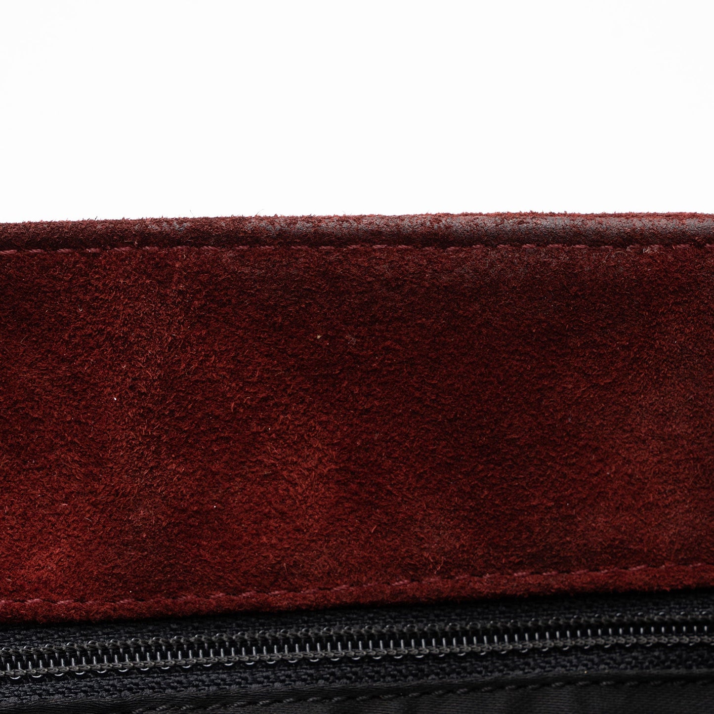 Chanel Vintage Suede CC Tassel Messenger Bag (SHF-evWiOG)