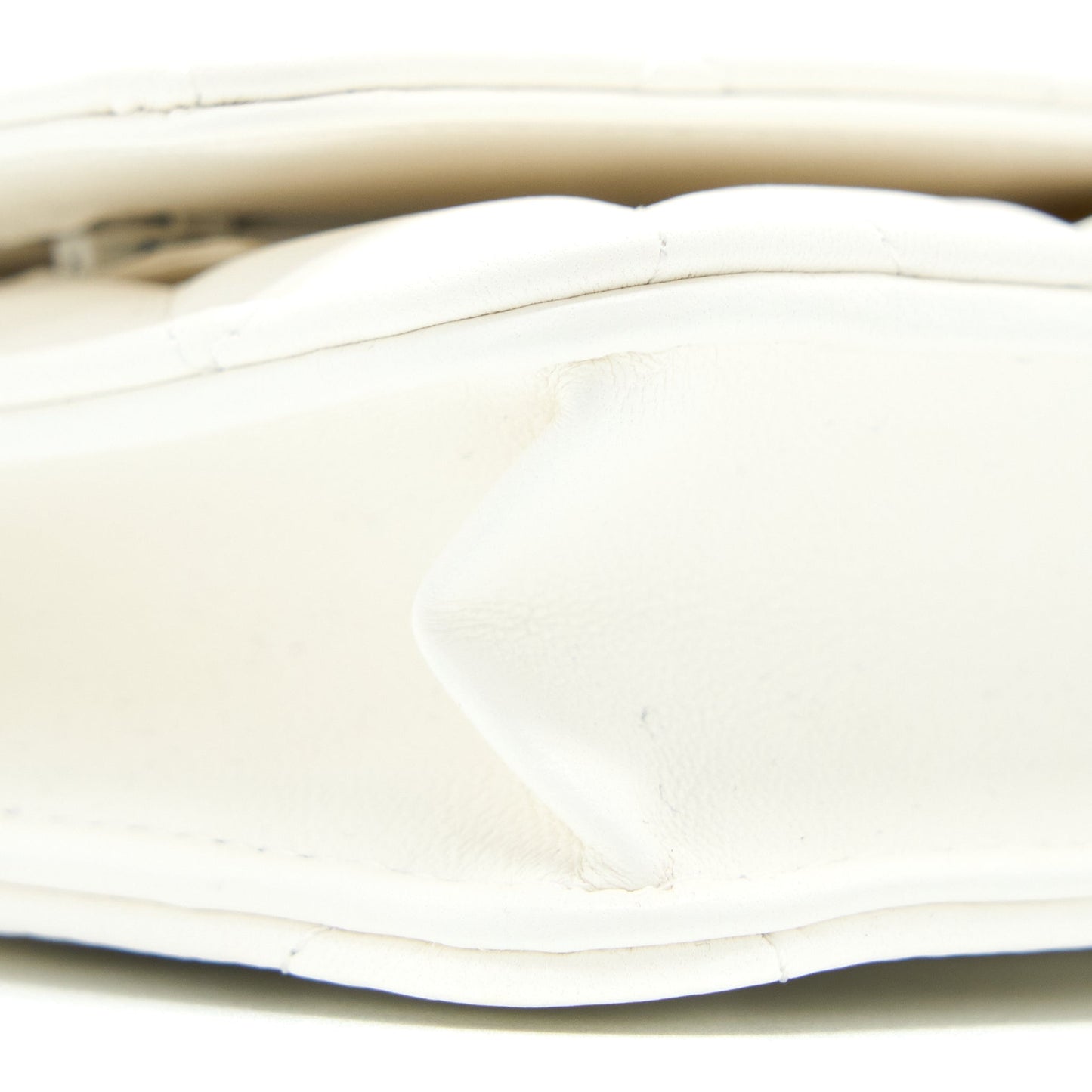 Chanel Pearl Crush Wallet On Chain Lambskin White GHW (Microchip)