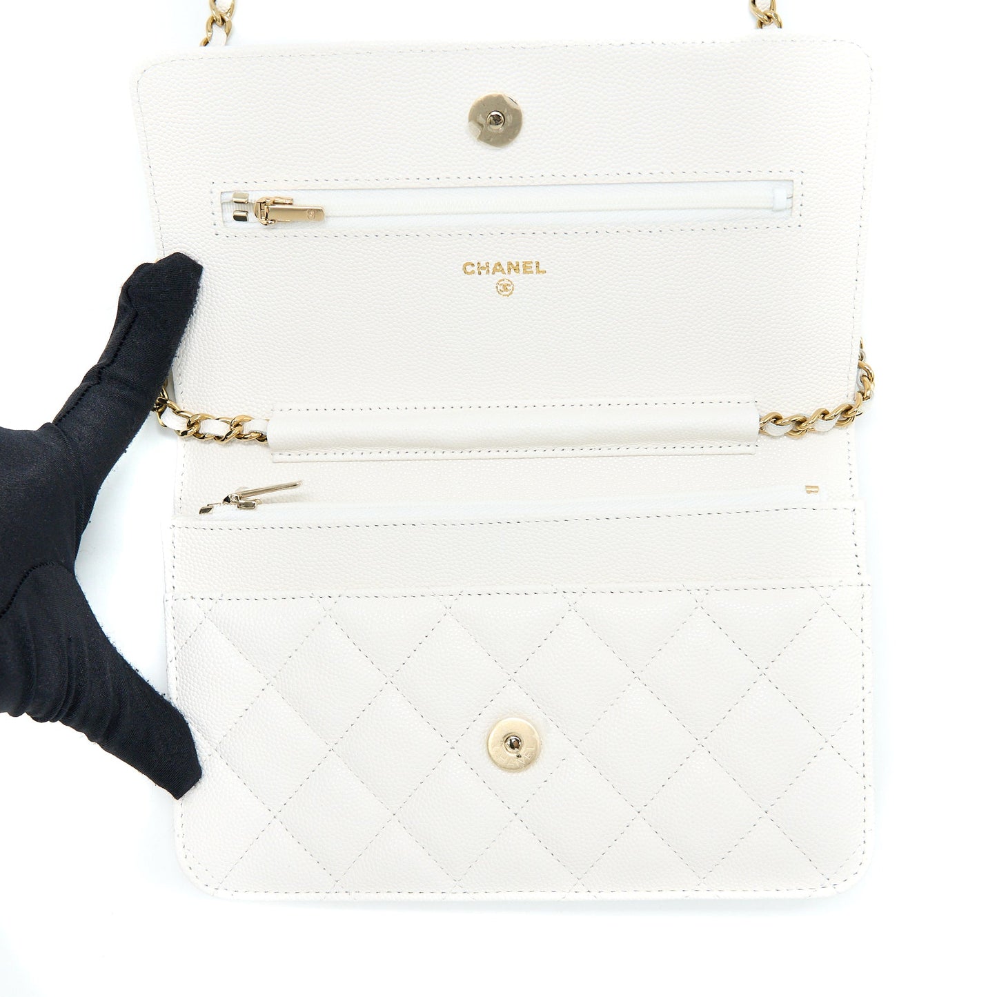 Chanel Classic Wallet On Chain Caviar White LGHW (Microchip)