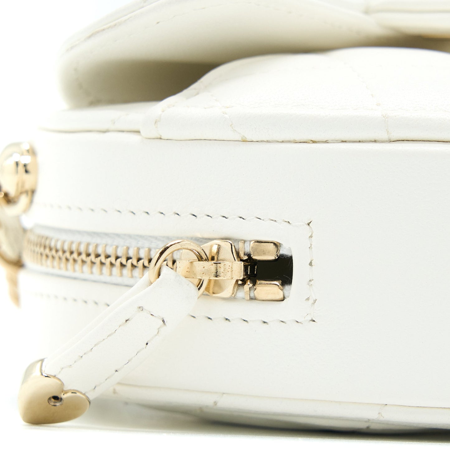 Chanel Small Heart Bag Lambskin White LGHW