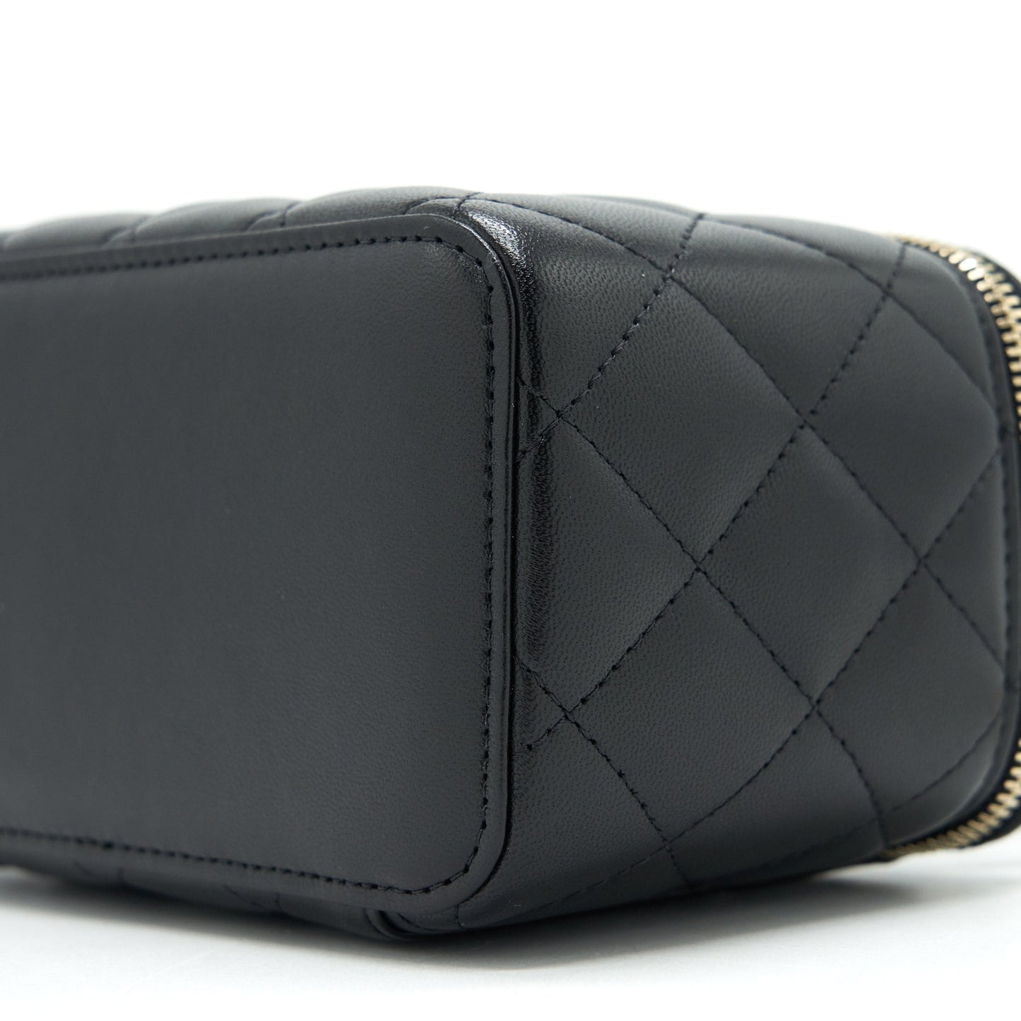 Chanel 21K top handle rectangular Vanity with chain Black LGHW