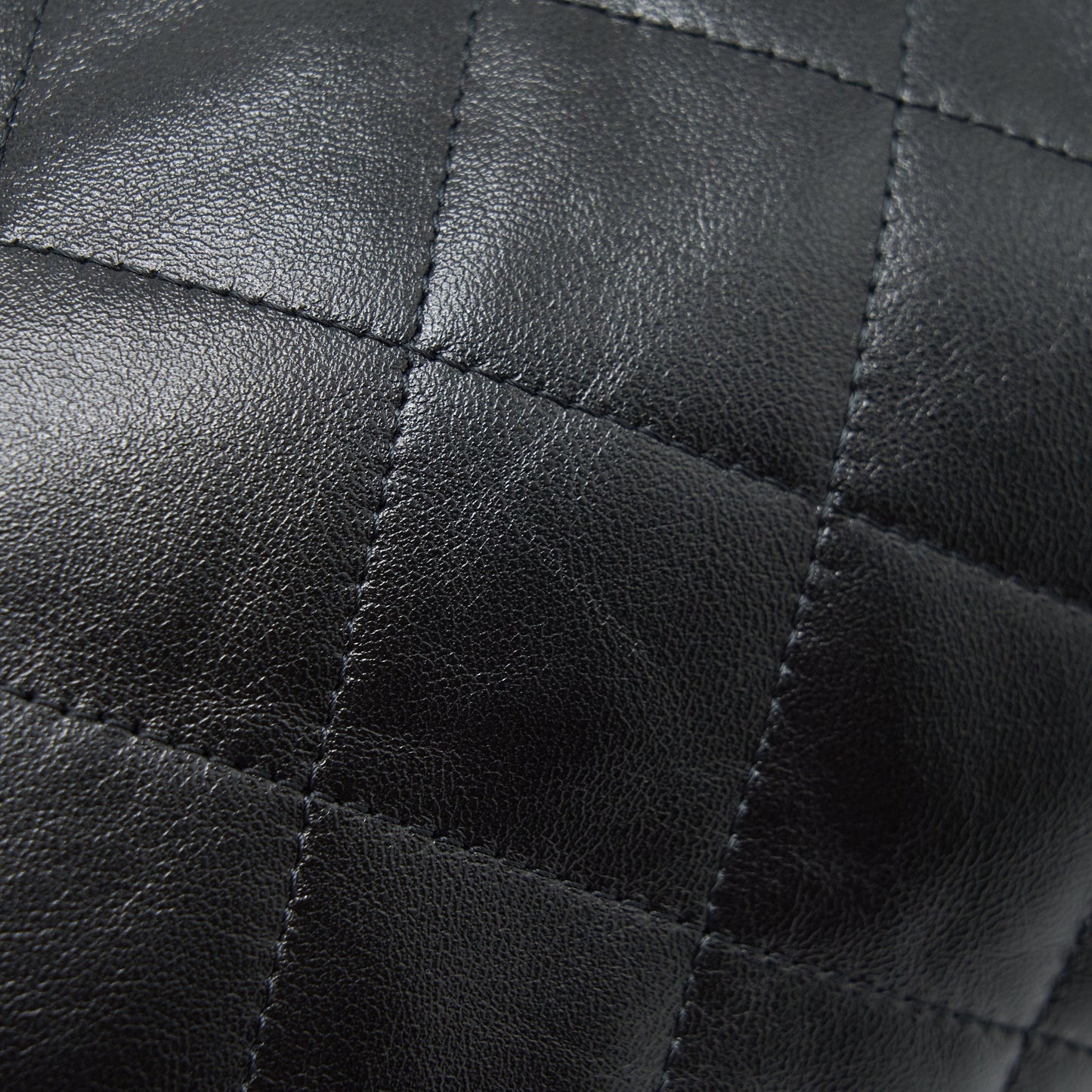 Chanel quilted shoulder bag lambskin black GHW