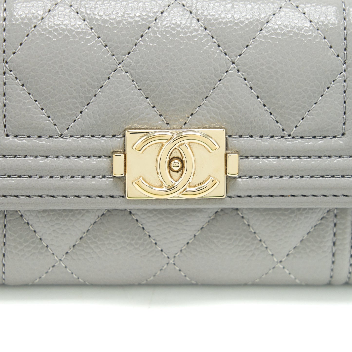 Chanel Boy Flap card holder Caviar light Grey LGHW