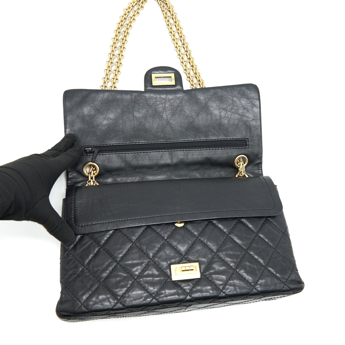 CHANEL 2.55 226 Reissue Flap Bag Aged Calfskin in Black GHW