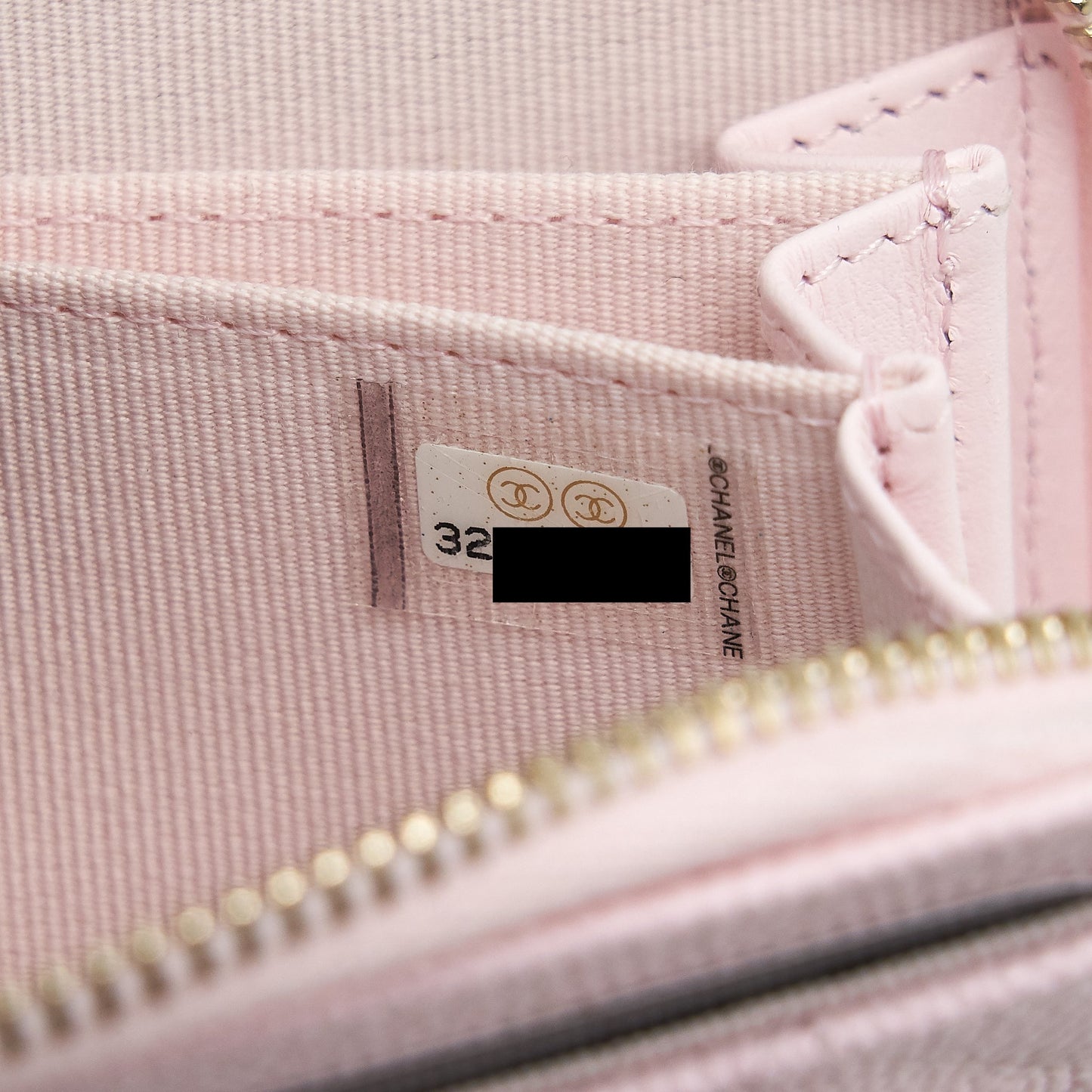 Chanel 22P Zip Card holder Caviar pink LGHW