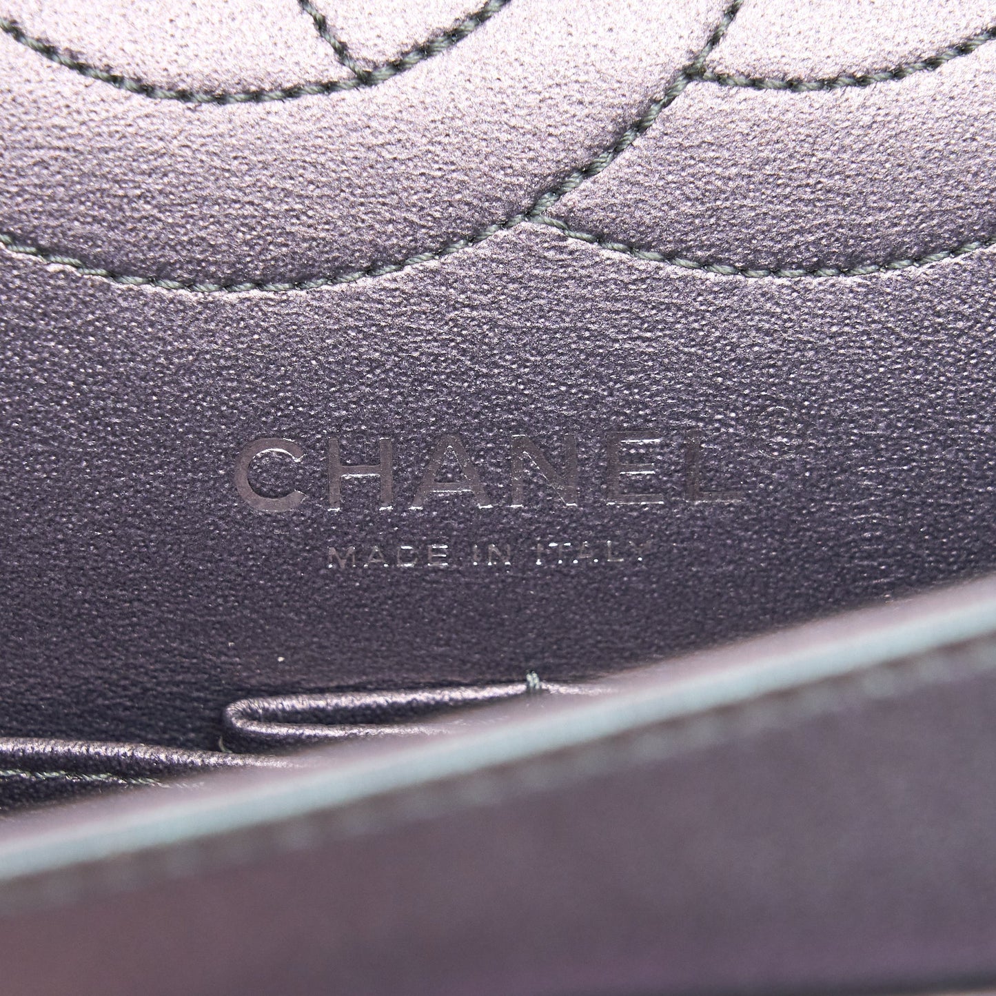 Chanel 2.55 225 Reissue Flap Bag Lambskin Iridescent Hardware