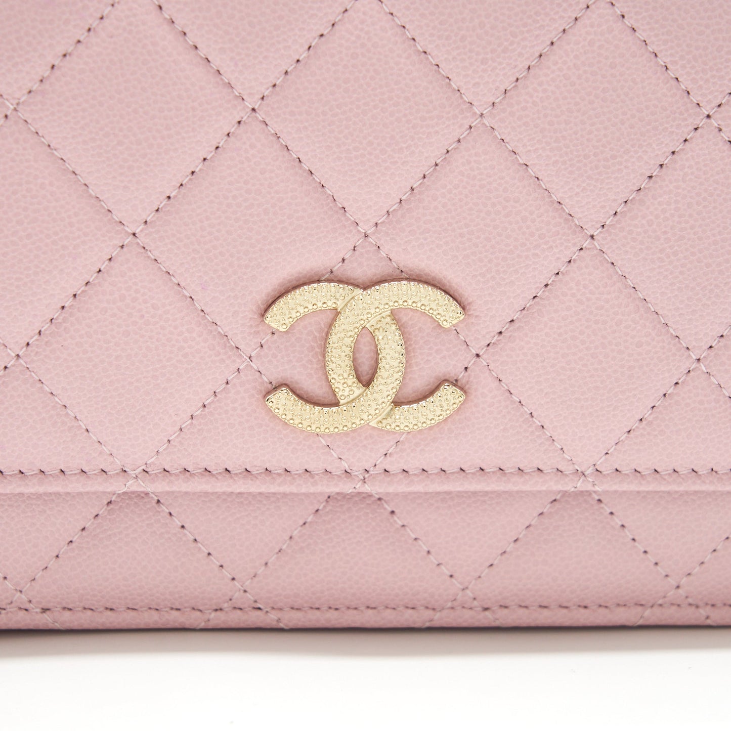 Chanel 22B Wallet On Chain With Detail CC Logo Caviar Light Pink NJ523 LGHW(Microchip)