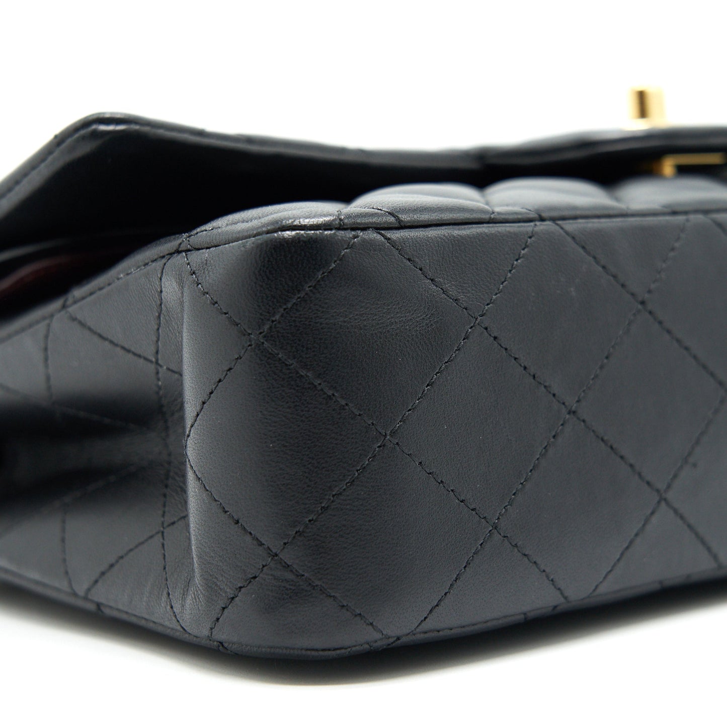CHANEL MEDIUM CLASSIC DOUBLE FLAP LAMBSKIN BLACK GHW