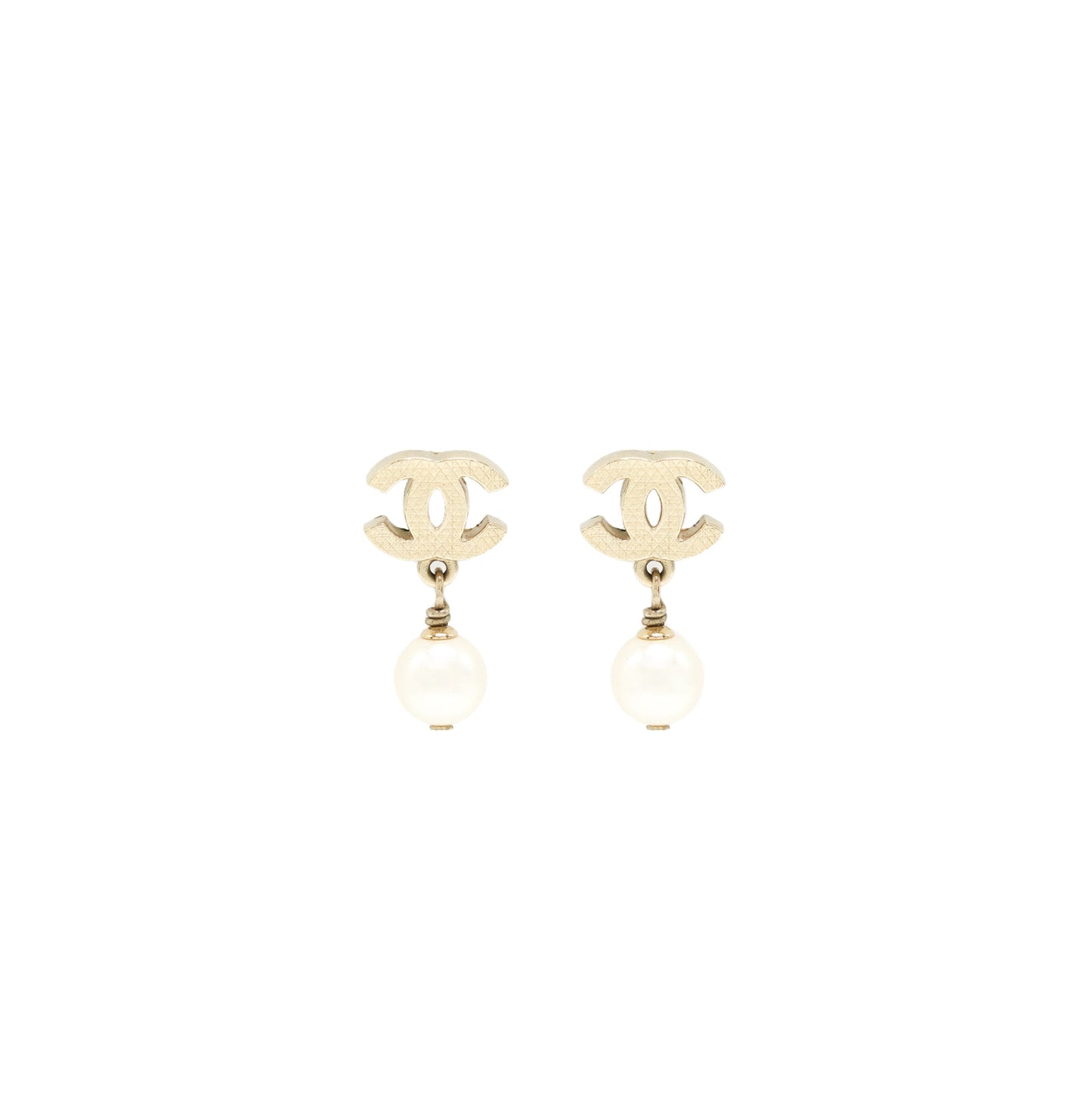 Chanel CC Logo With Pearl Drop Earrings LGHW