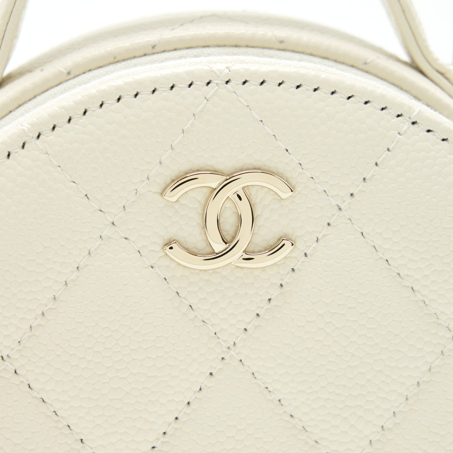 Chanel clutch with chain Caviar white LGHW