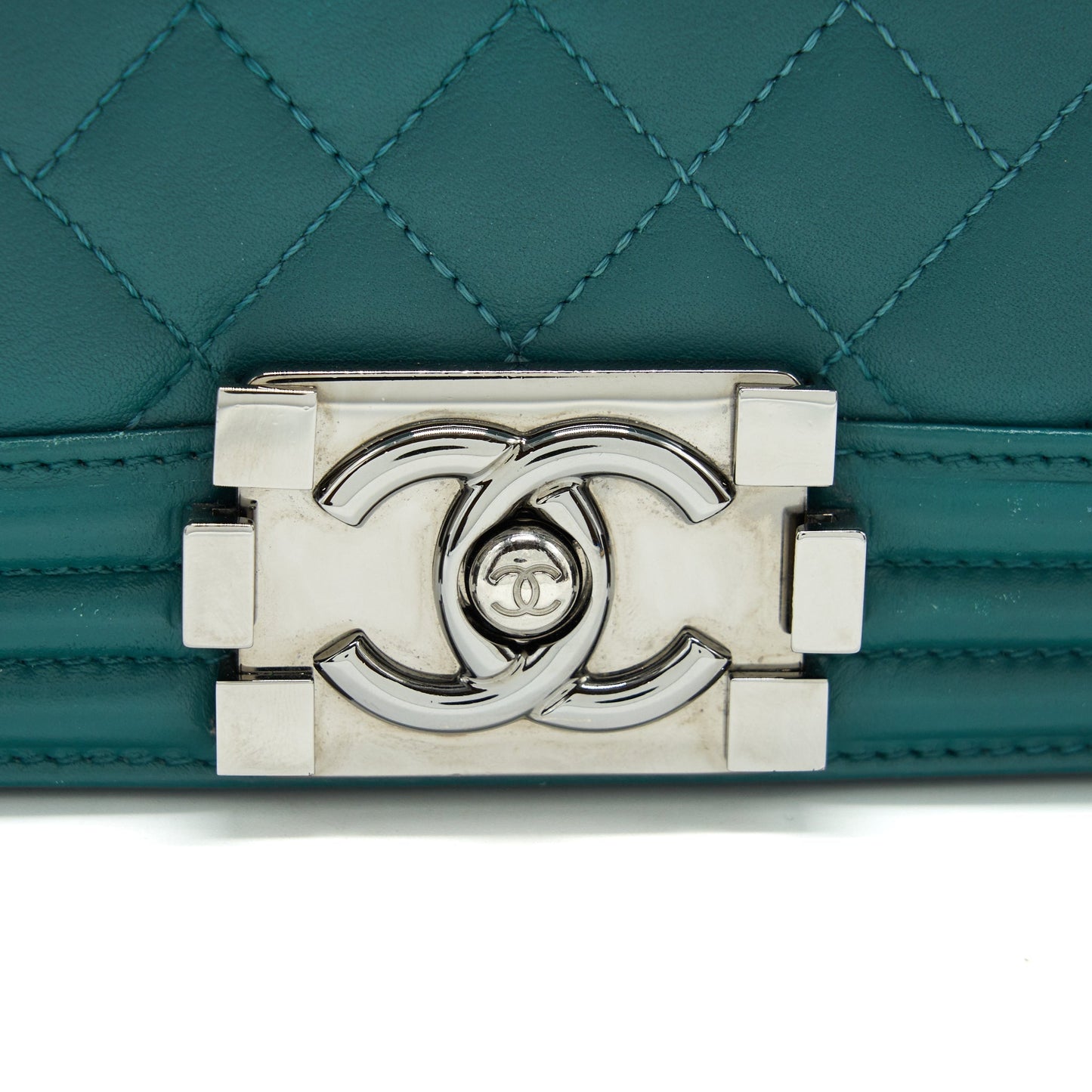 Chanel Medium Boy lambskin green SHW
