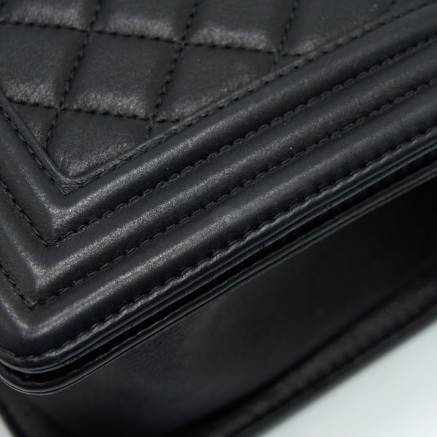 Chanel medium boy Chanel Handbag Black ruthenium hardware