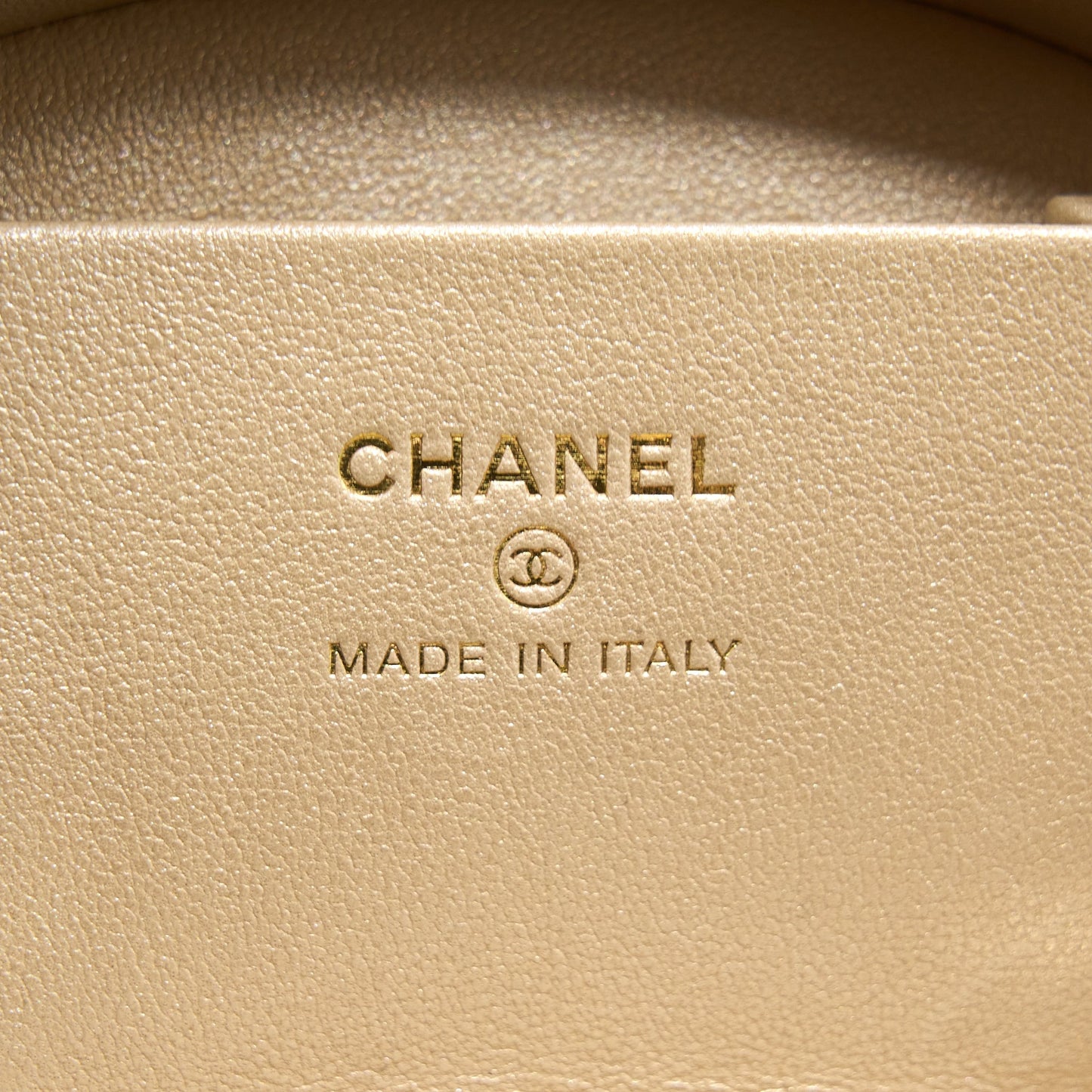 Chanel 22S Top Handle Mini Round Vanity Clutch Lambskin Pink LGHW