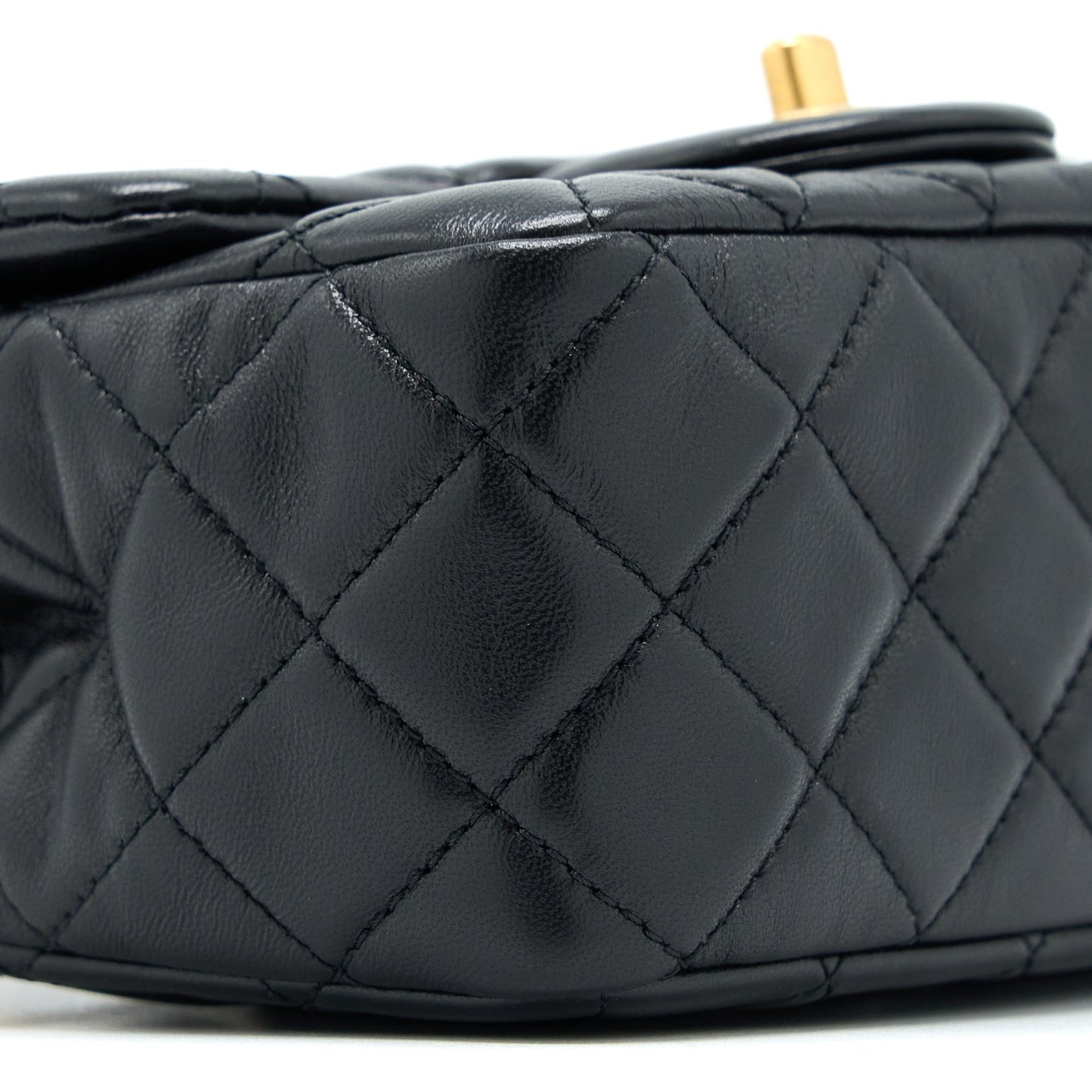 Chanel 22S Pearl Crush Mini Square Flap Bag Lambskin Black GHW(Microchip)