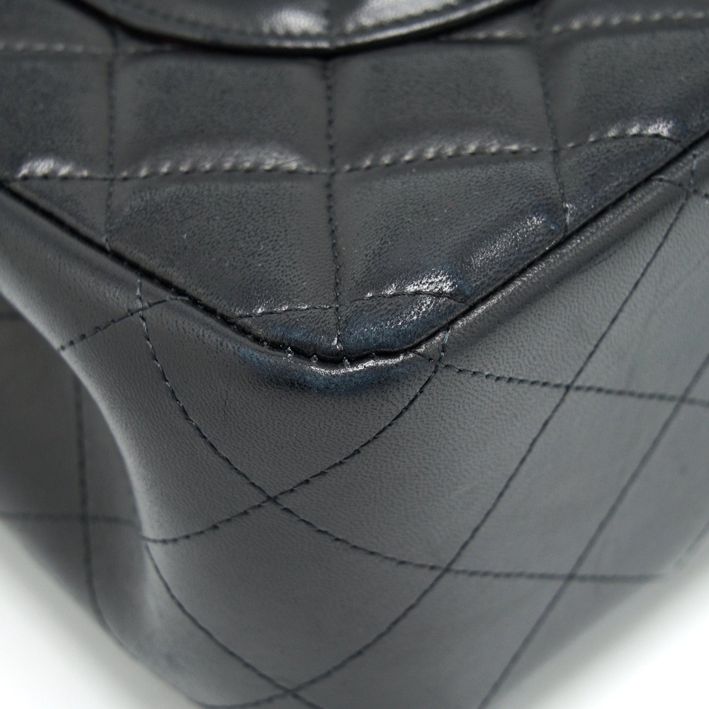 Chanel Classic Jumbo double flap Bag Lambskin Black GHW