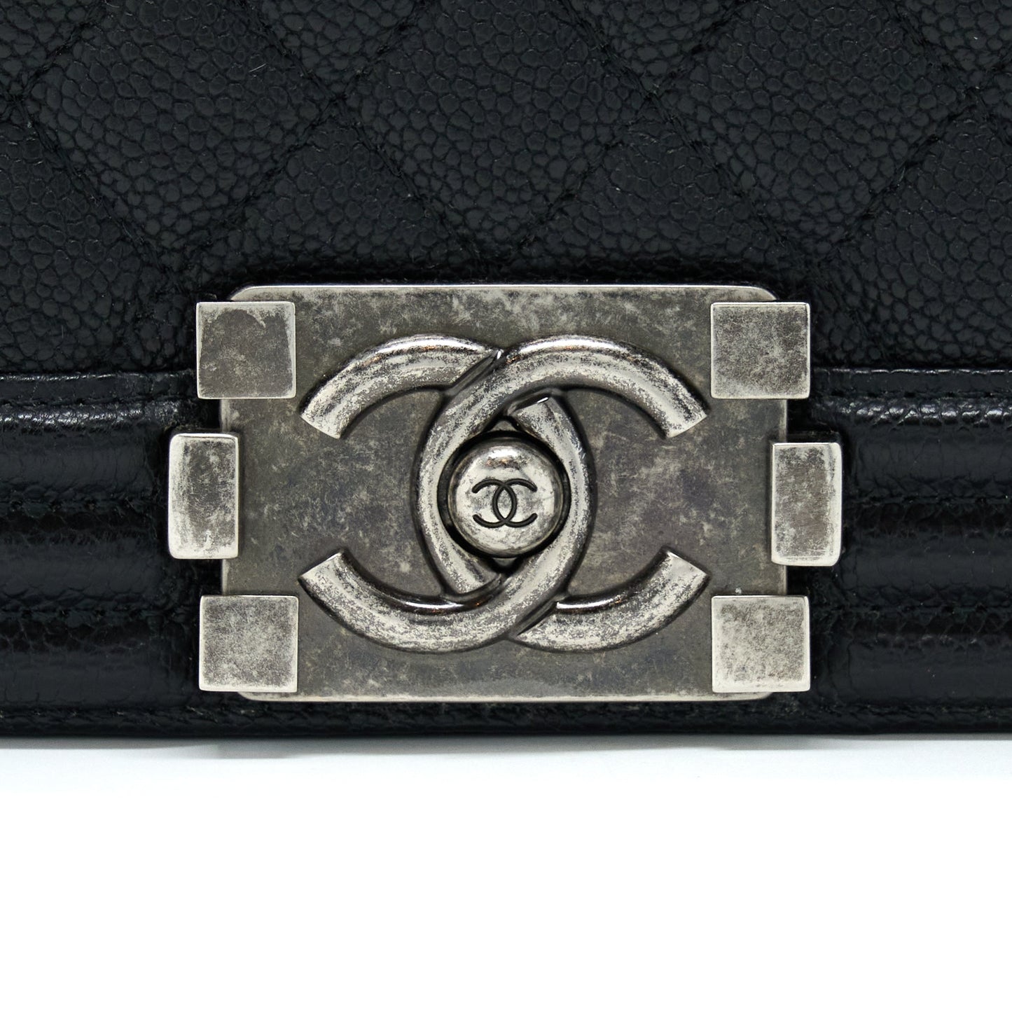 Chanel New Medium 28cm Boy Bag Caviar Black Ruthenium SHW