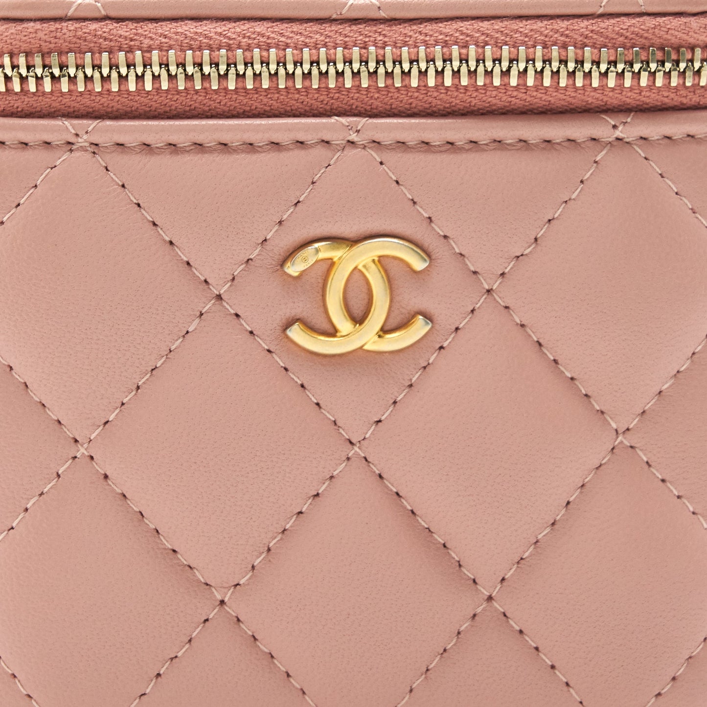 Chanel 21B Pearl Crush Mini Vanity with Chain in Dark Pink
