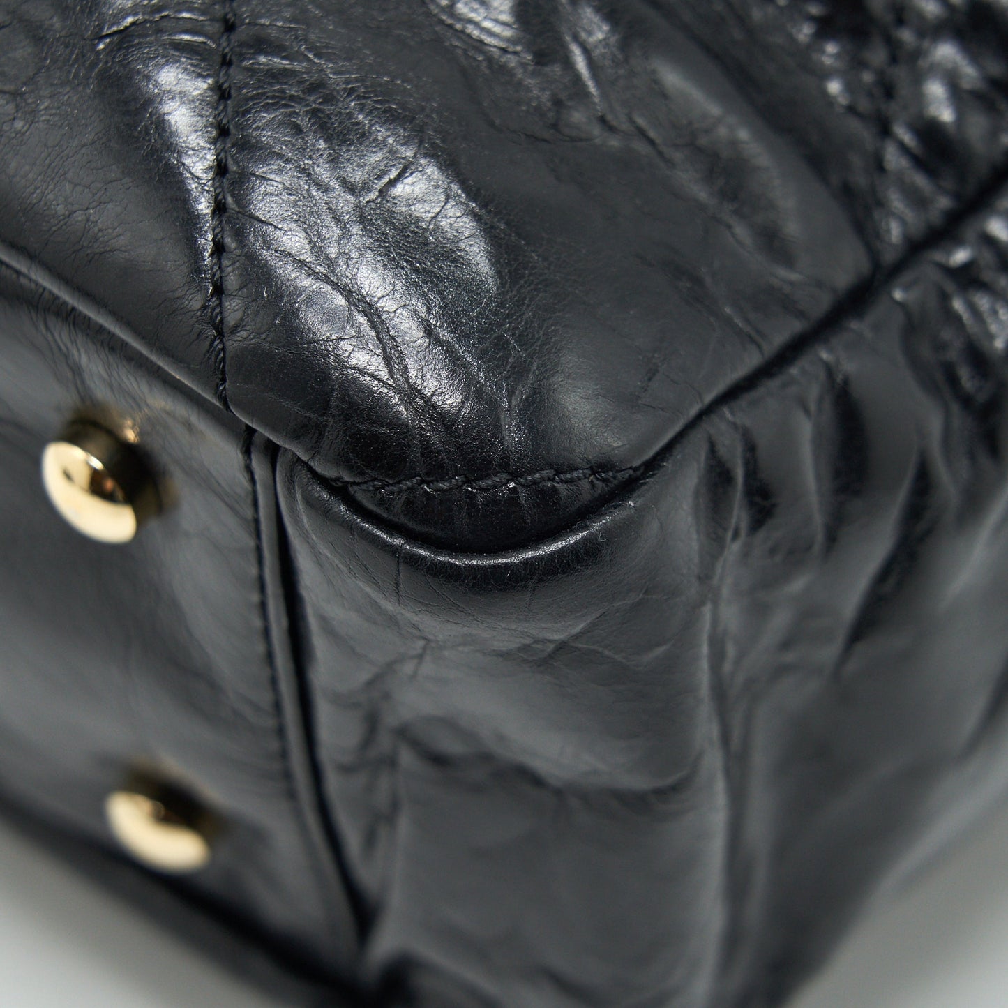 Chanel Calfskin Tote bag with Chain black and Red GHW