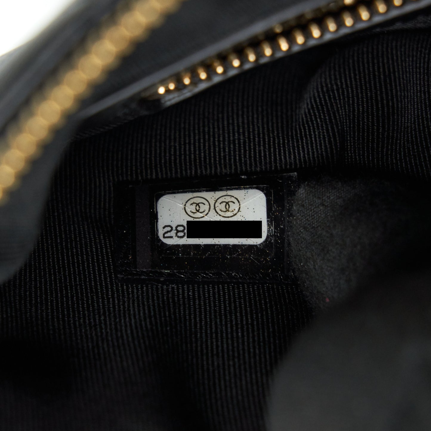 Chanel 19 Pouch black GHW