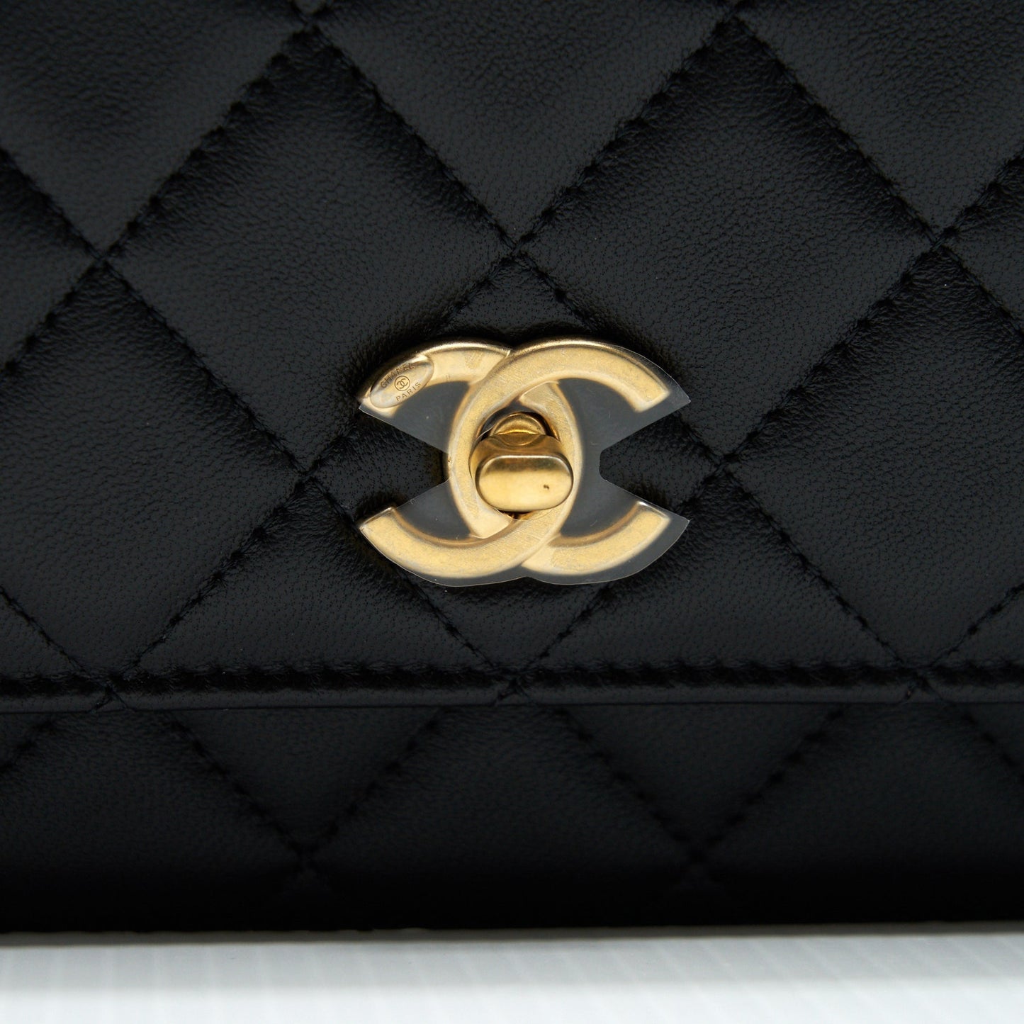 Chanel pearl crush wallet on chain Lambskin black GHW