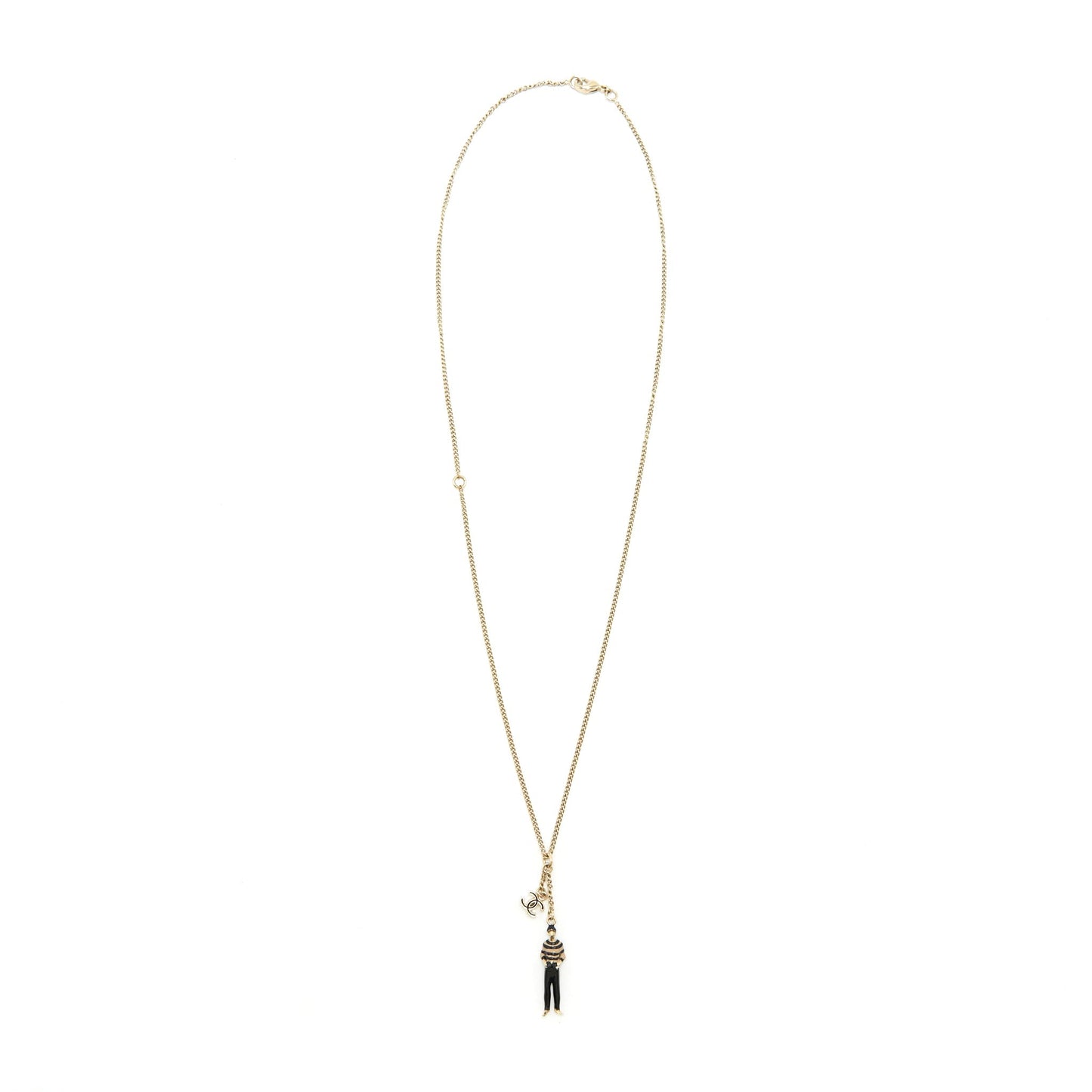 Chanel Necklace Model with CC
